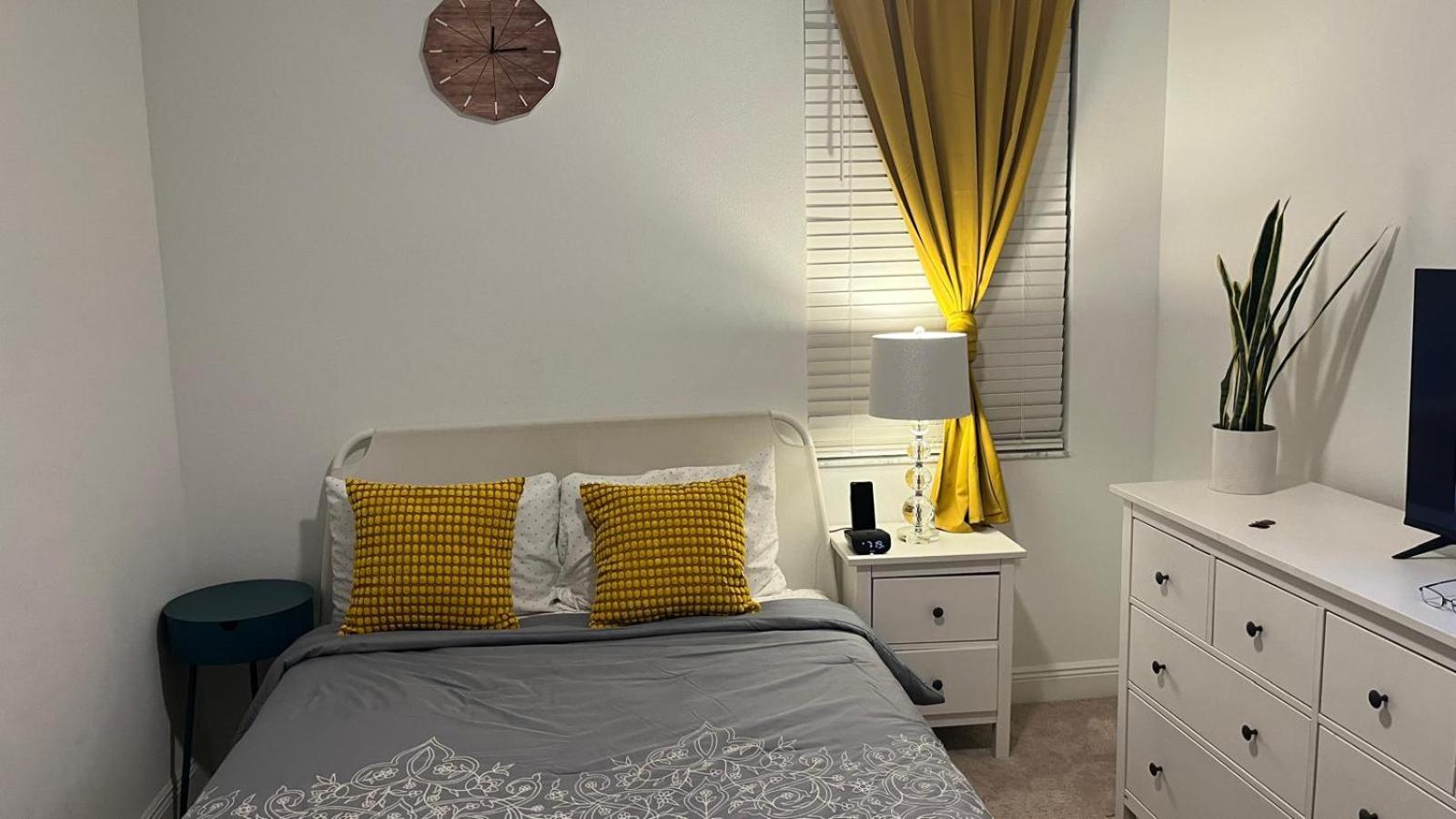 Deluxe Queen Room photo 2