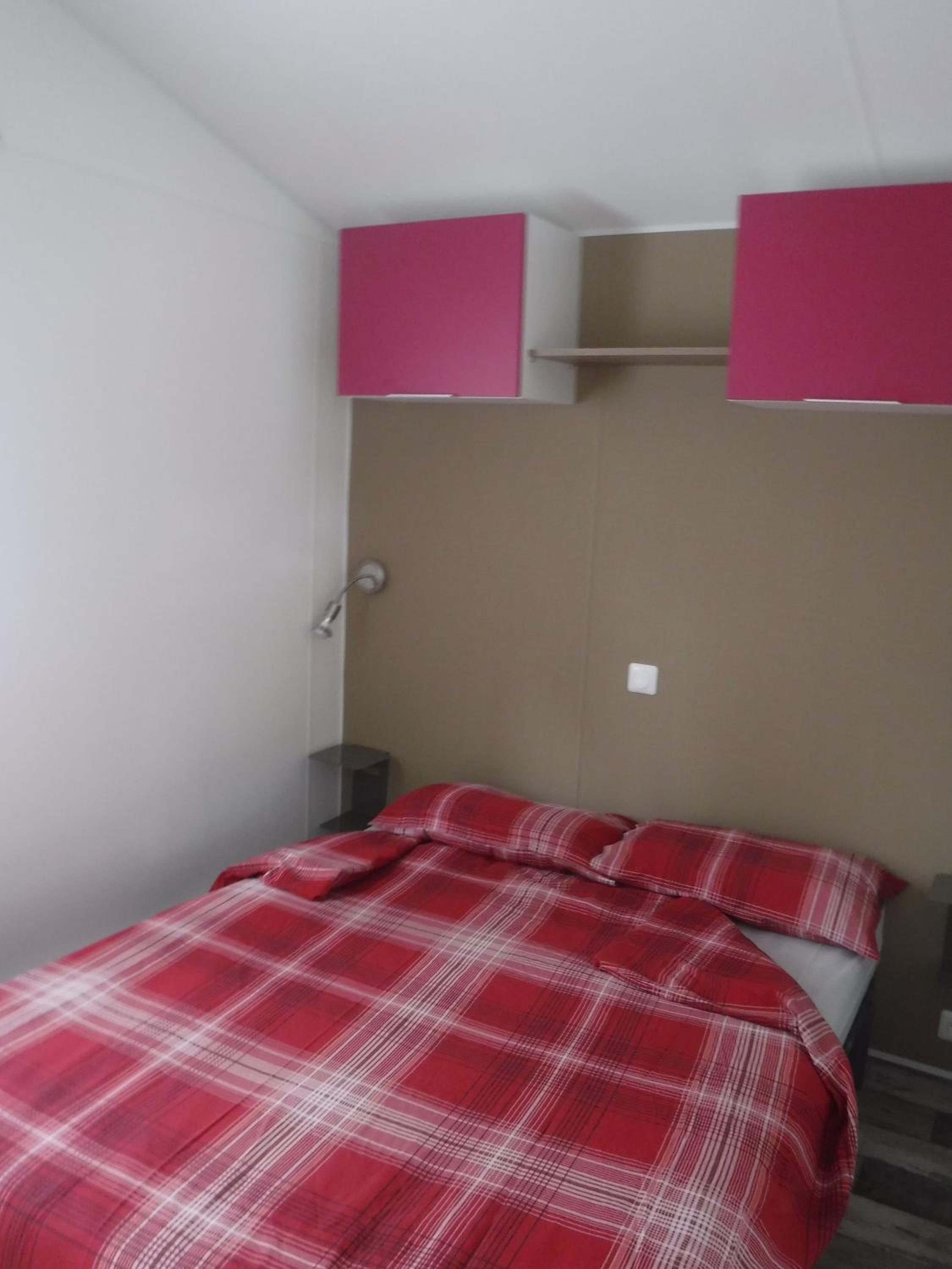 Mobile Home photo 2