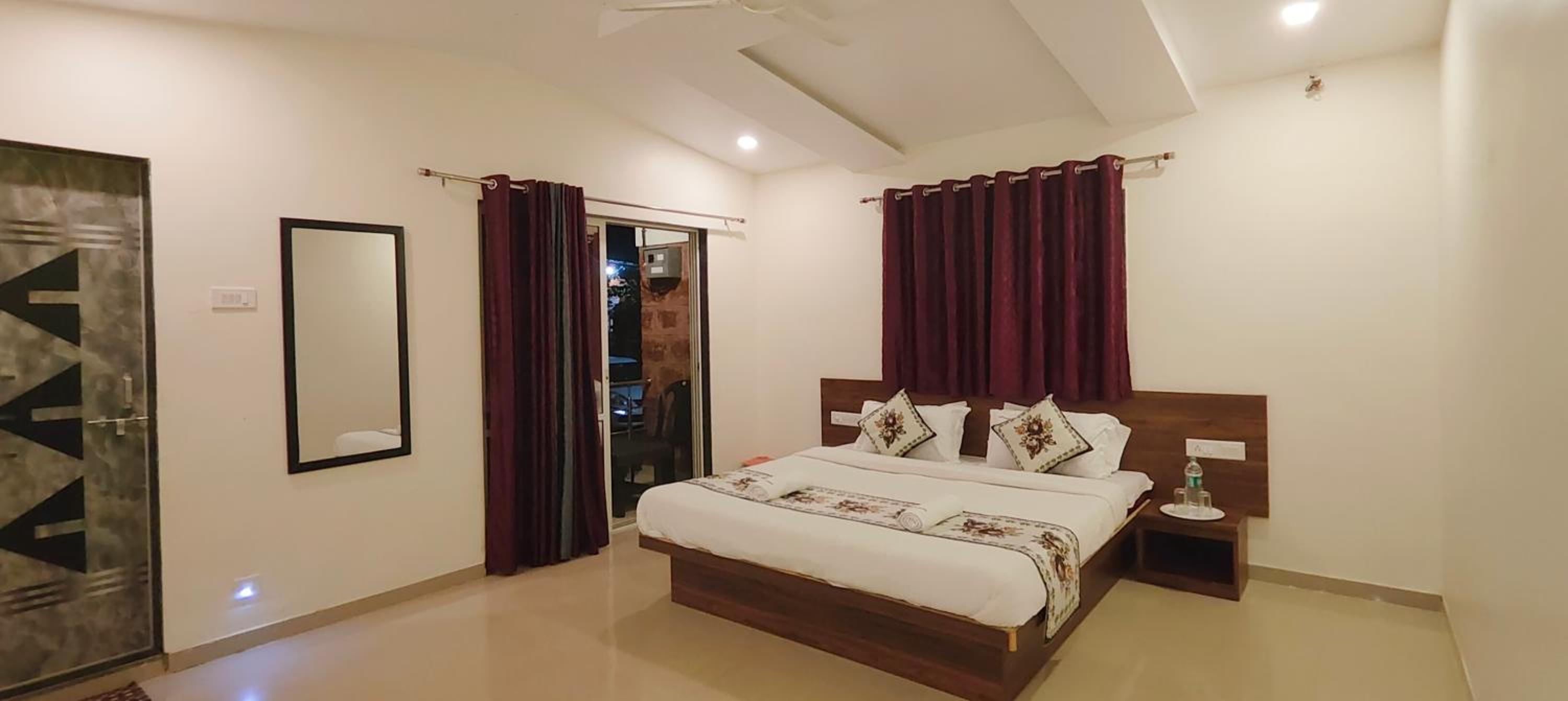 Villa photo 3
