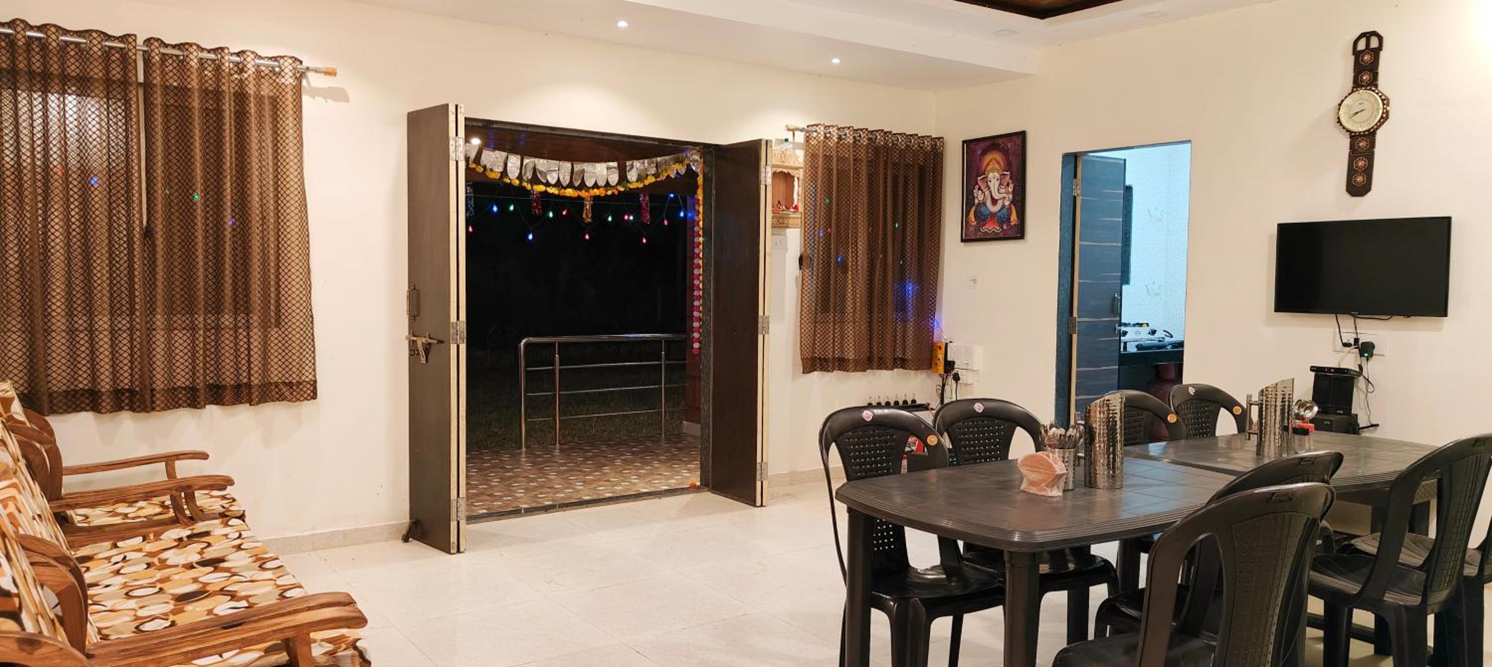 Villa photo 3