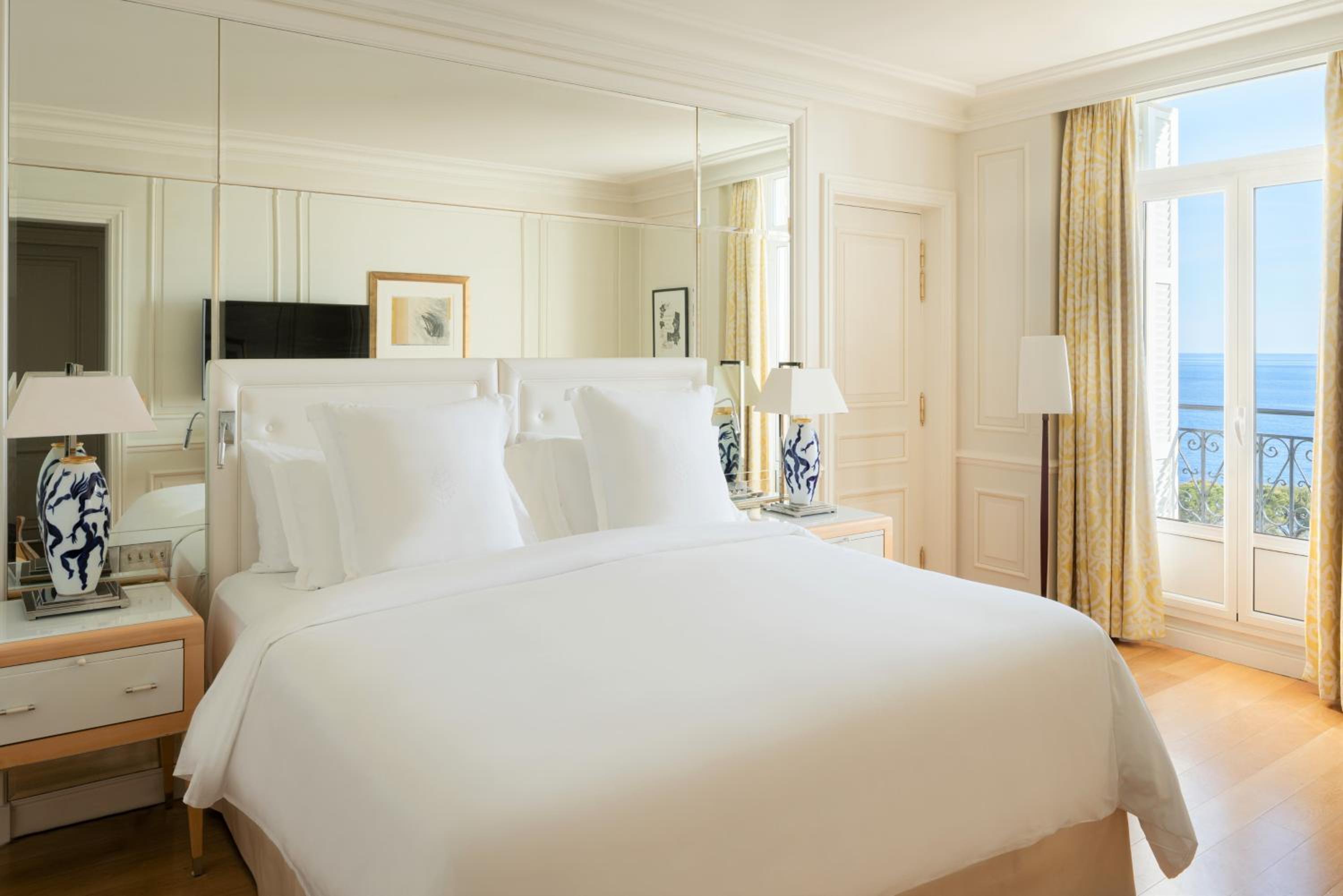 Chambre Palace Lit King-Size – Vue sur Mer photo