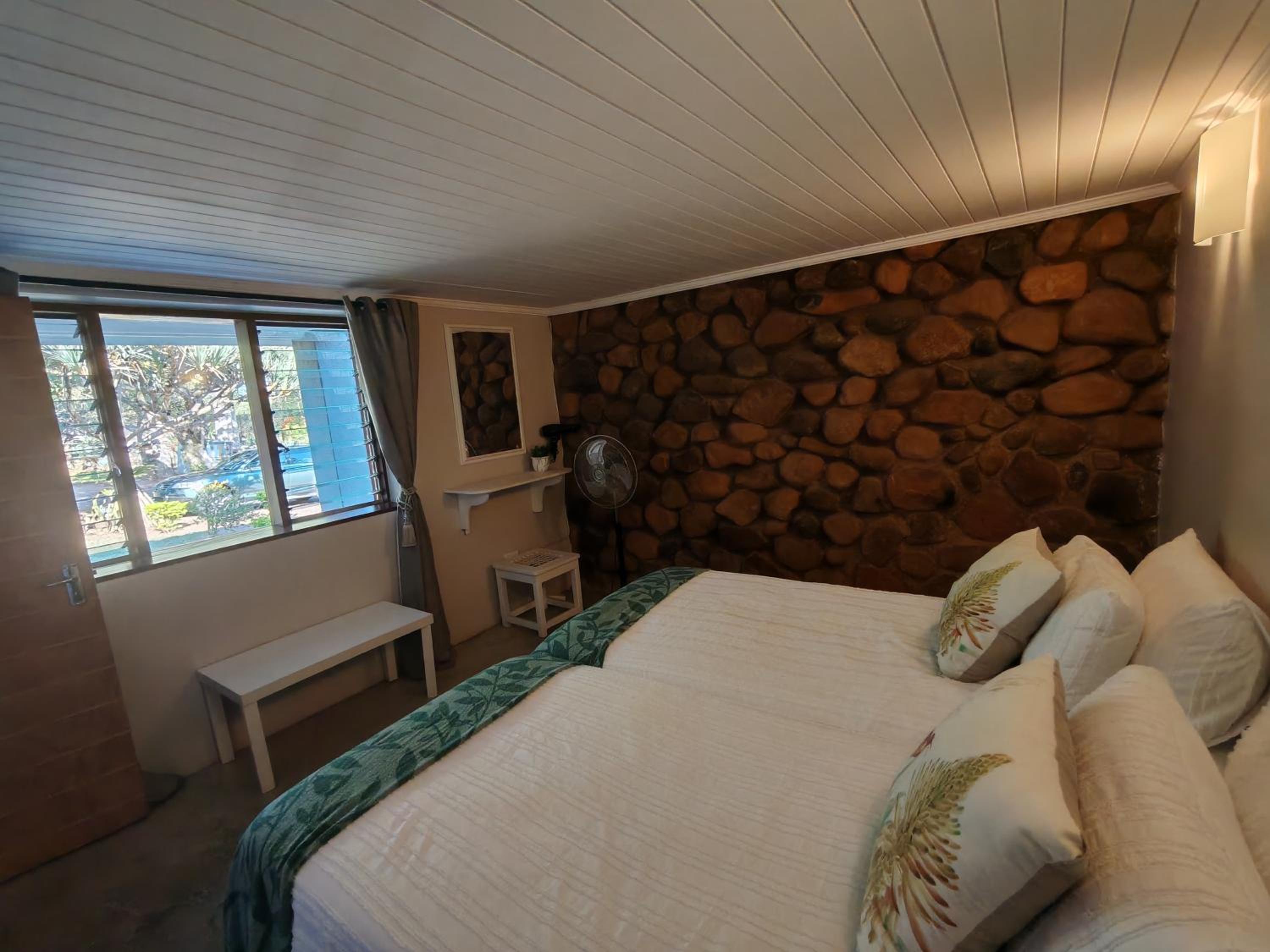 Apartment - Photo 19