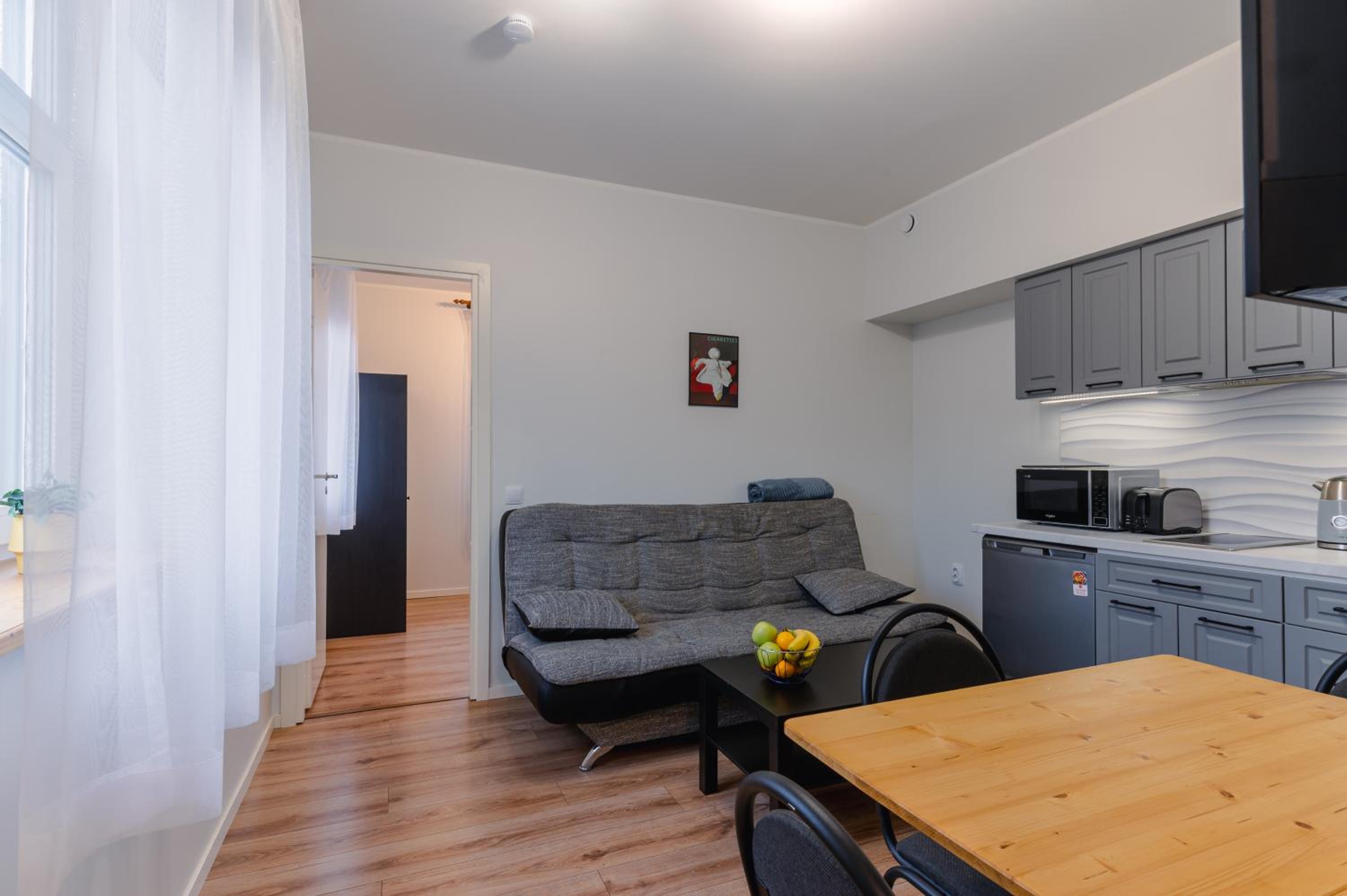 One-Bedroom Apartment photo 1