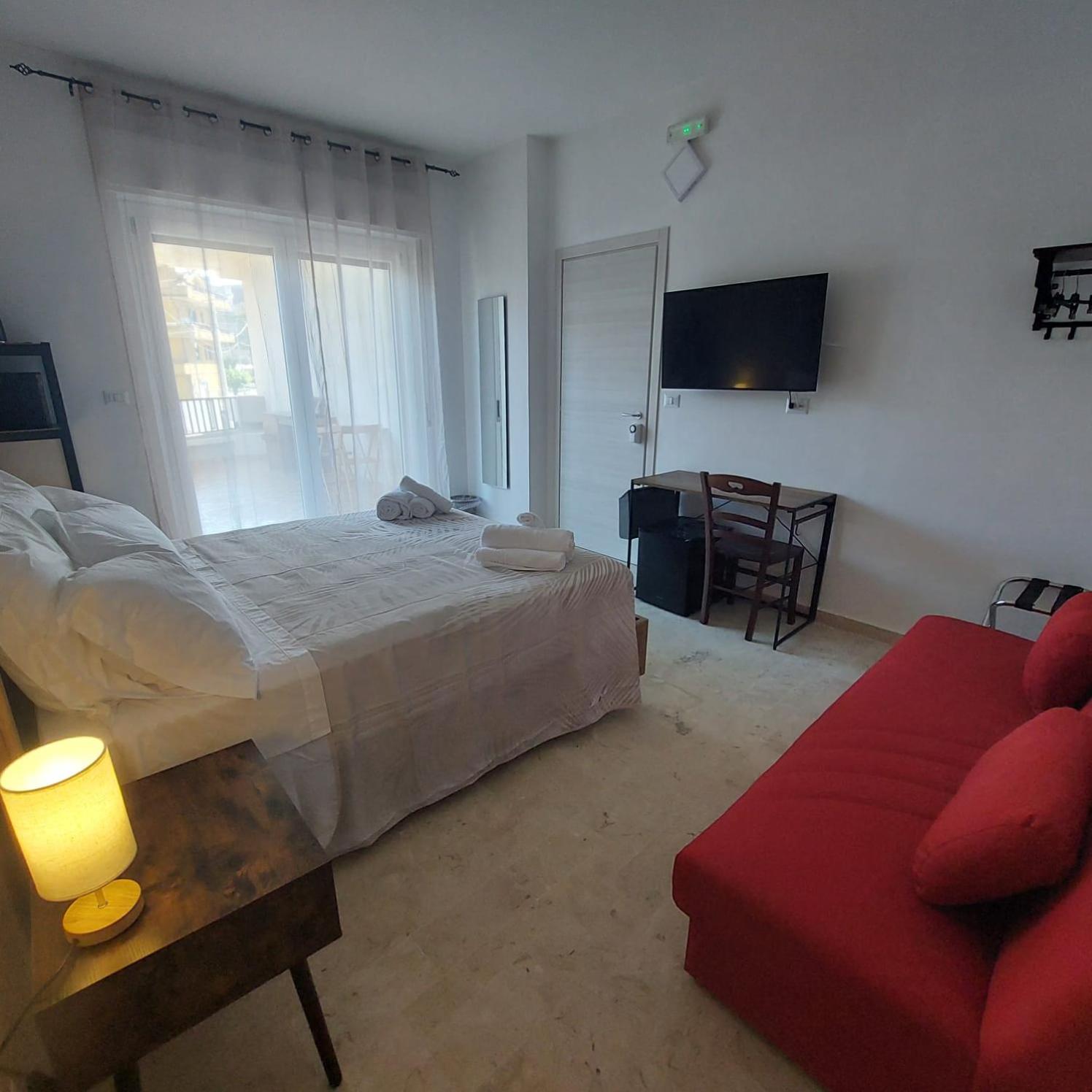 Triple Room with Balcony