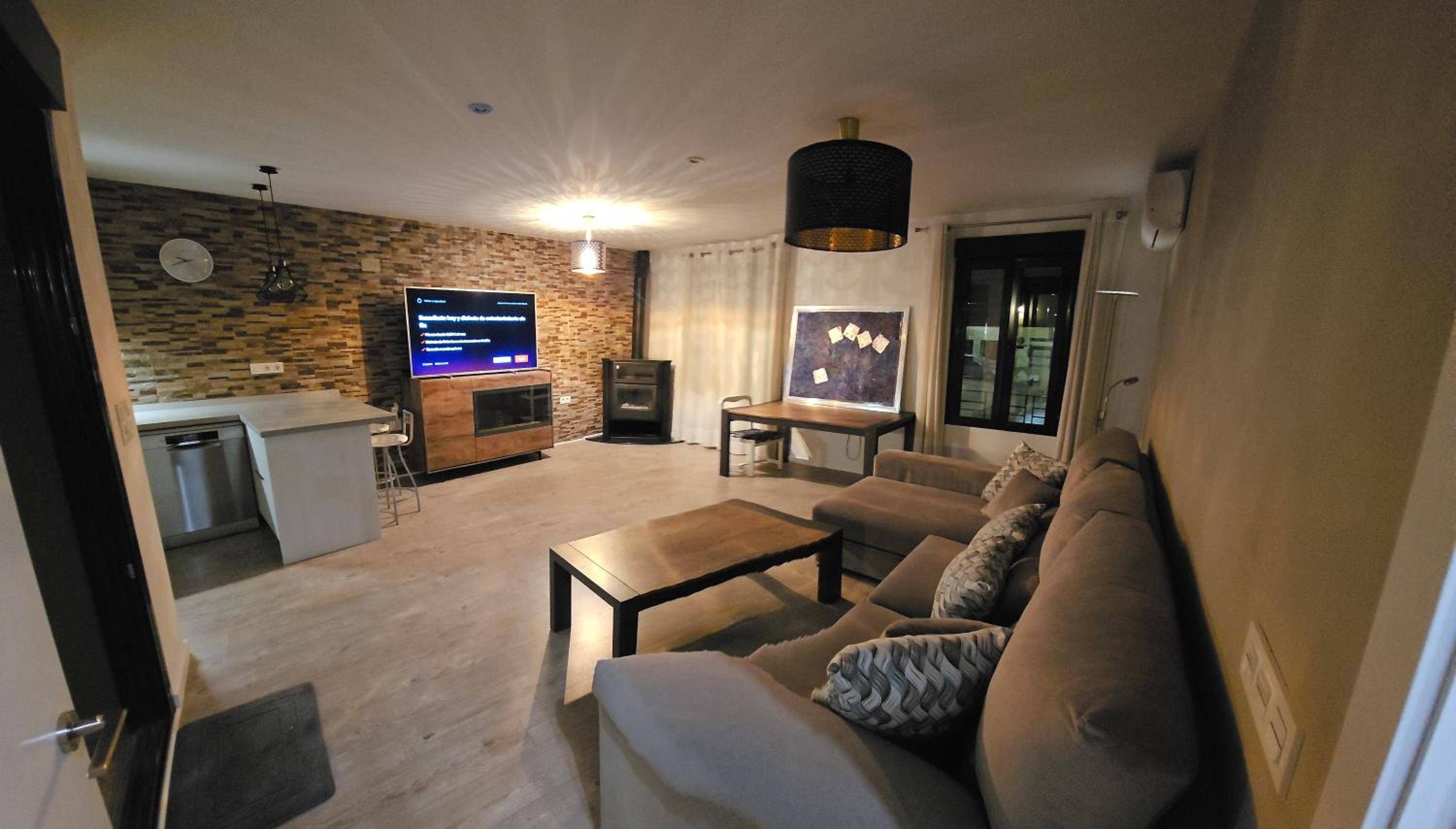 Casa de cuatro habitaciones