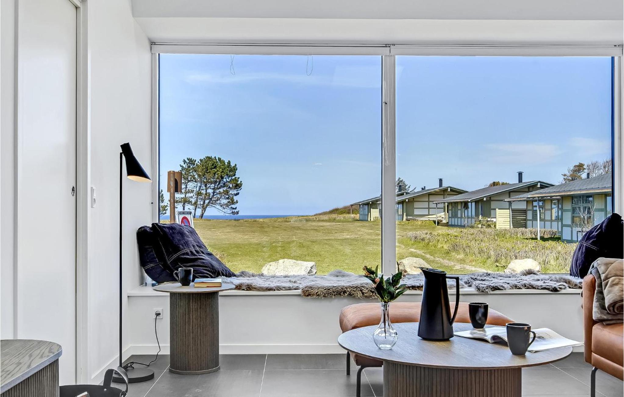 Three-Bedroom Vacation Home  photo 2