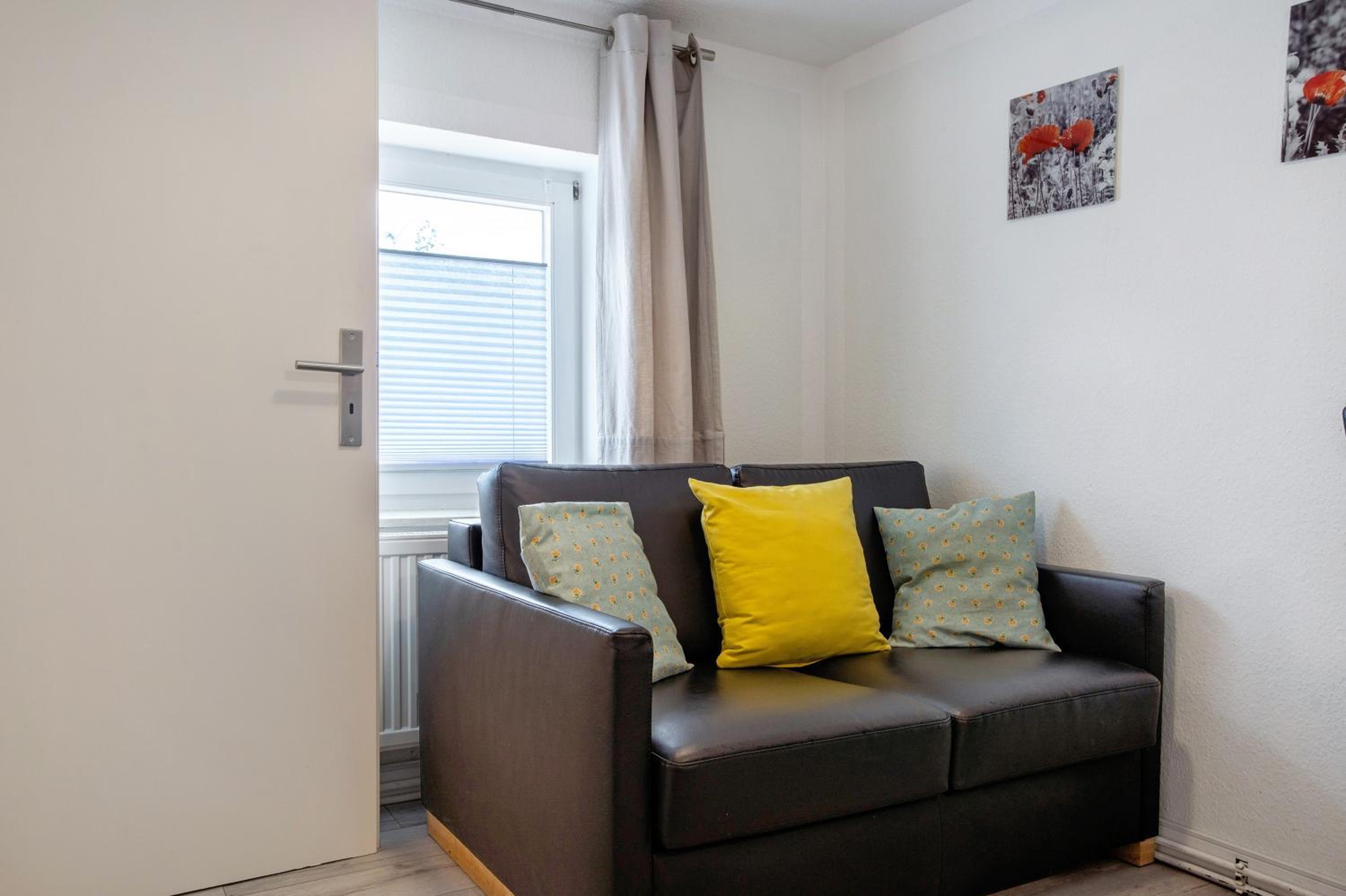 One-Bedroom Apartment with Garden