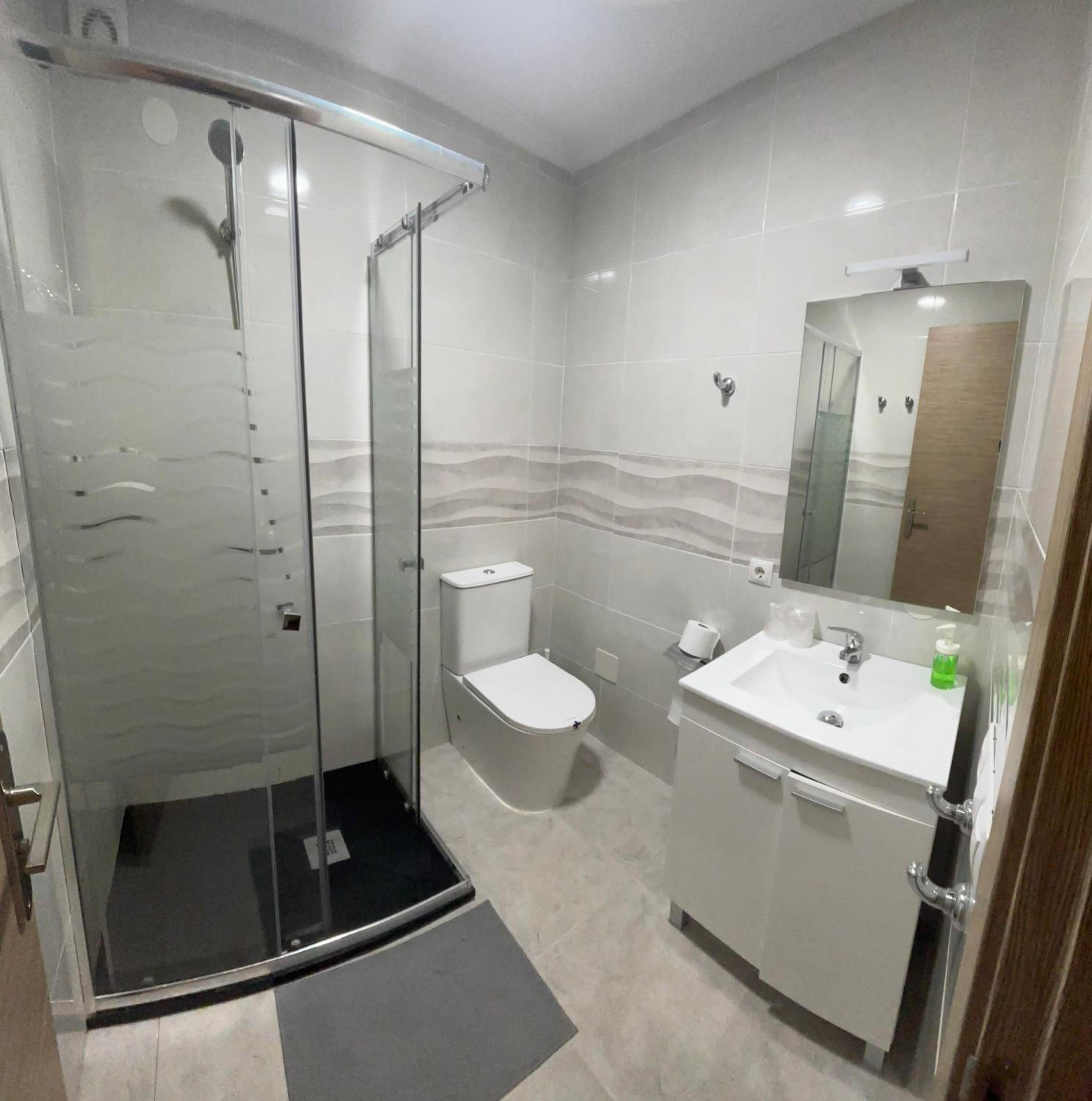 Double Room with Private Bathroom photo 3