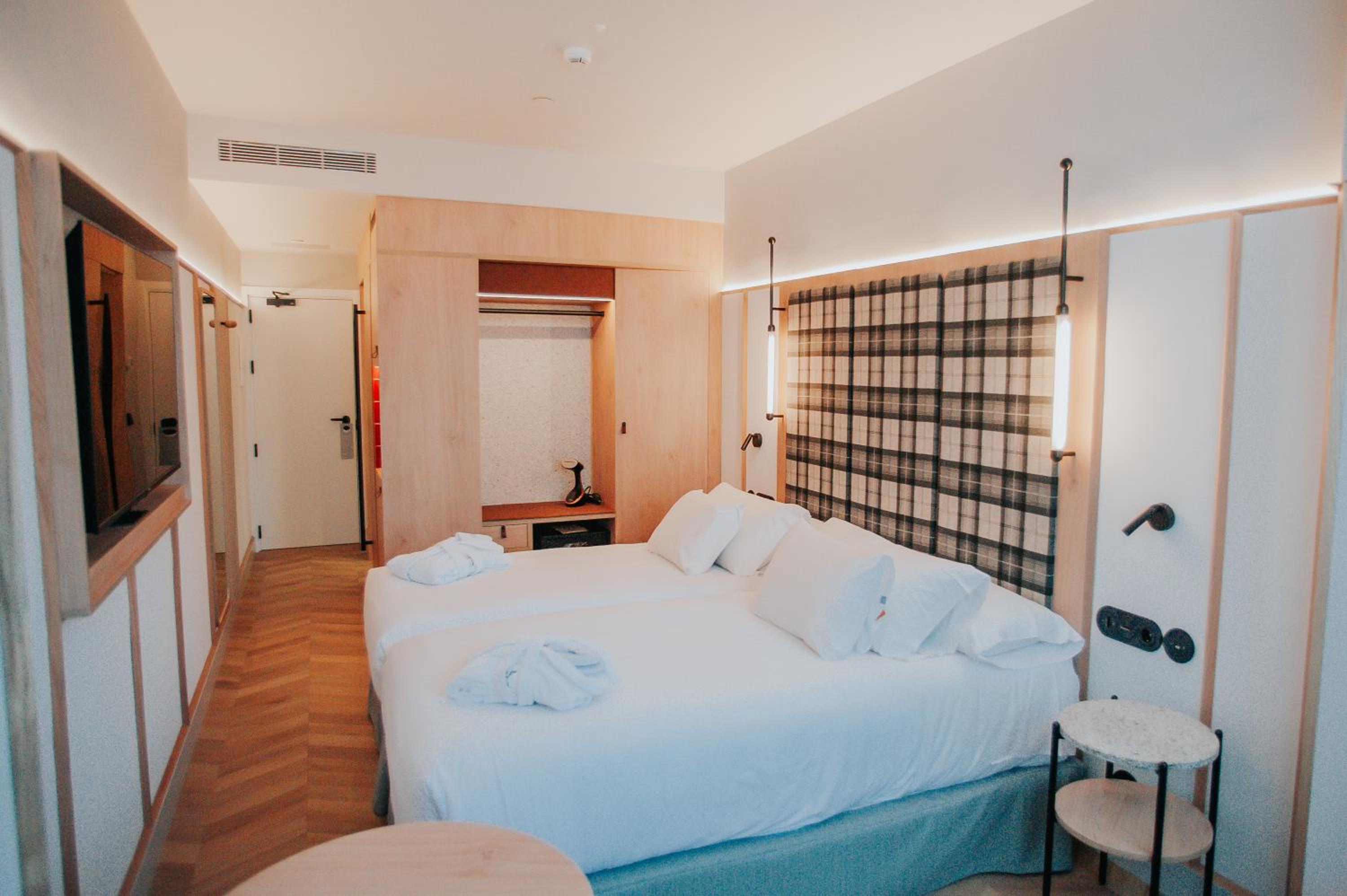 Superior Double Room - Photo 3