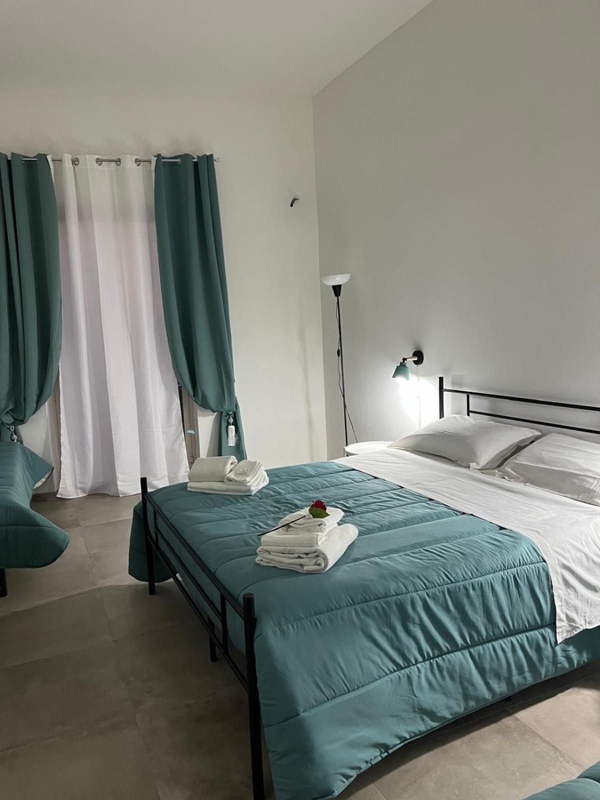 Quadruple Room with Private External Bathroom