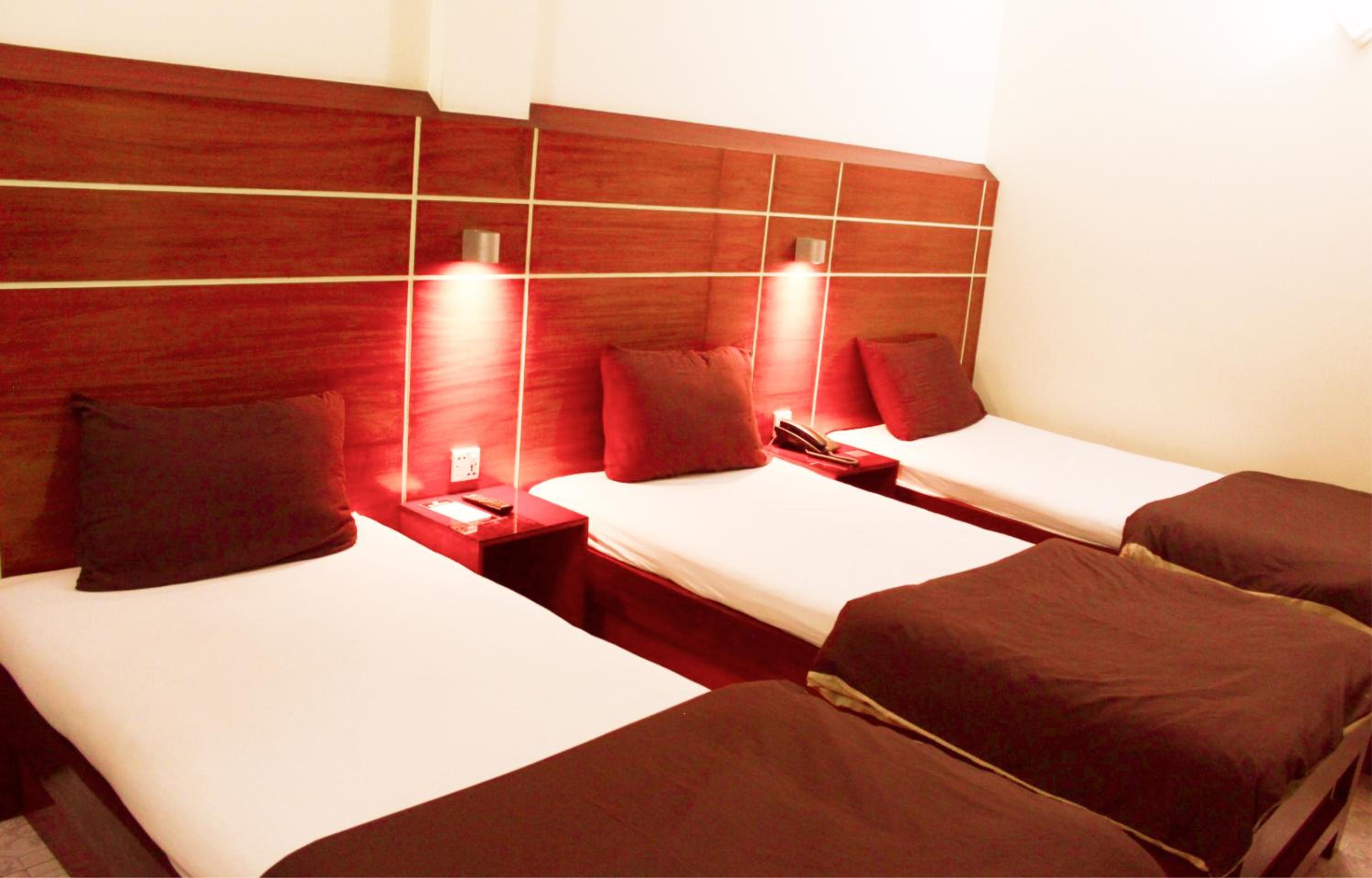 Deluxe Triple Room