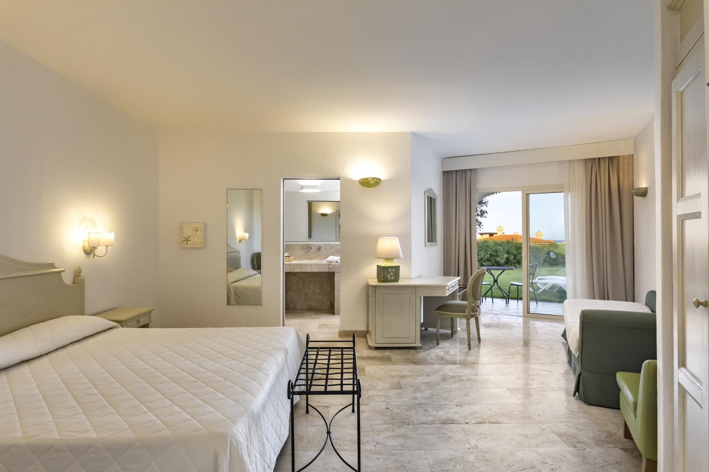 Junior Suite - Photo 1