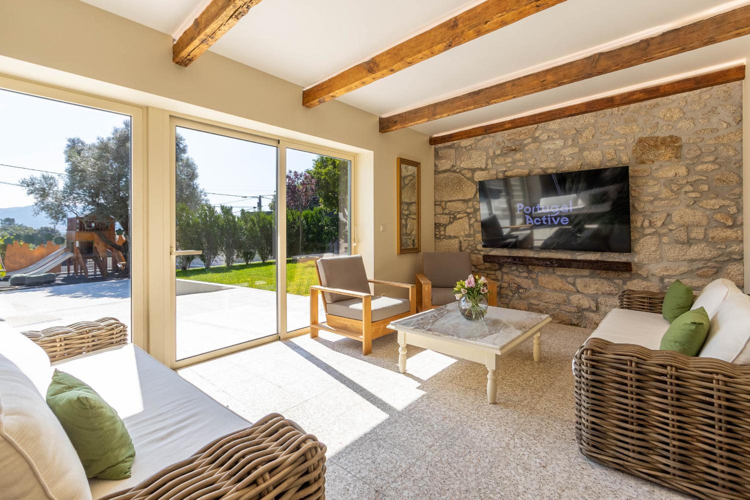 Villa photo 1