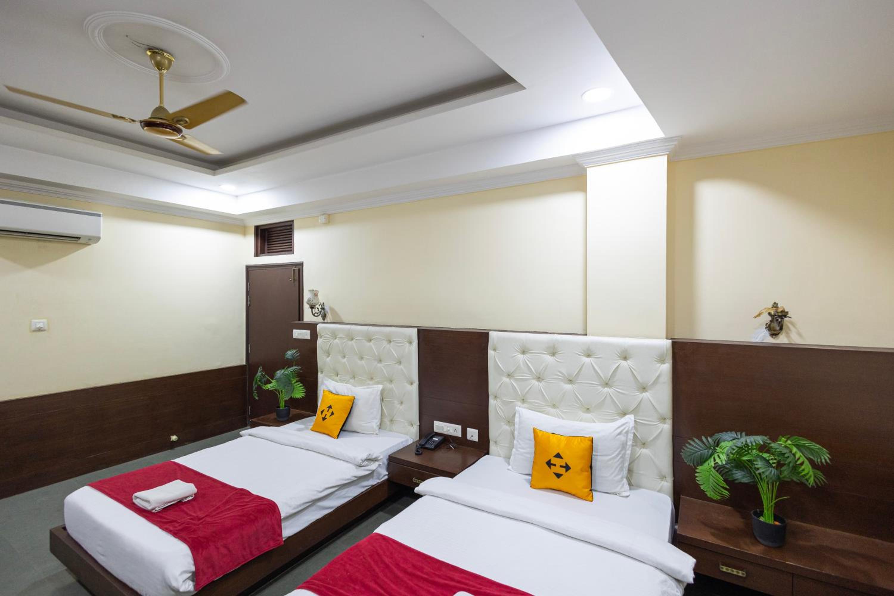 Standard Double or Twin Room - Photo 4
