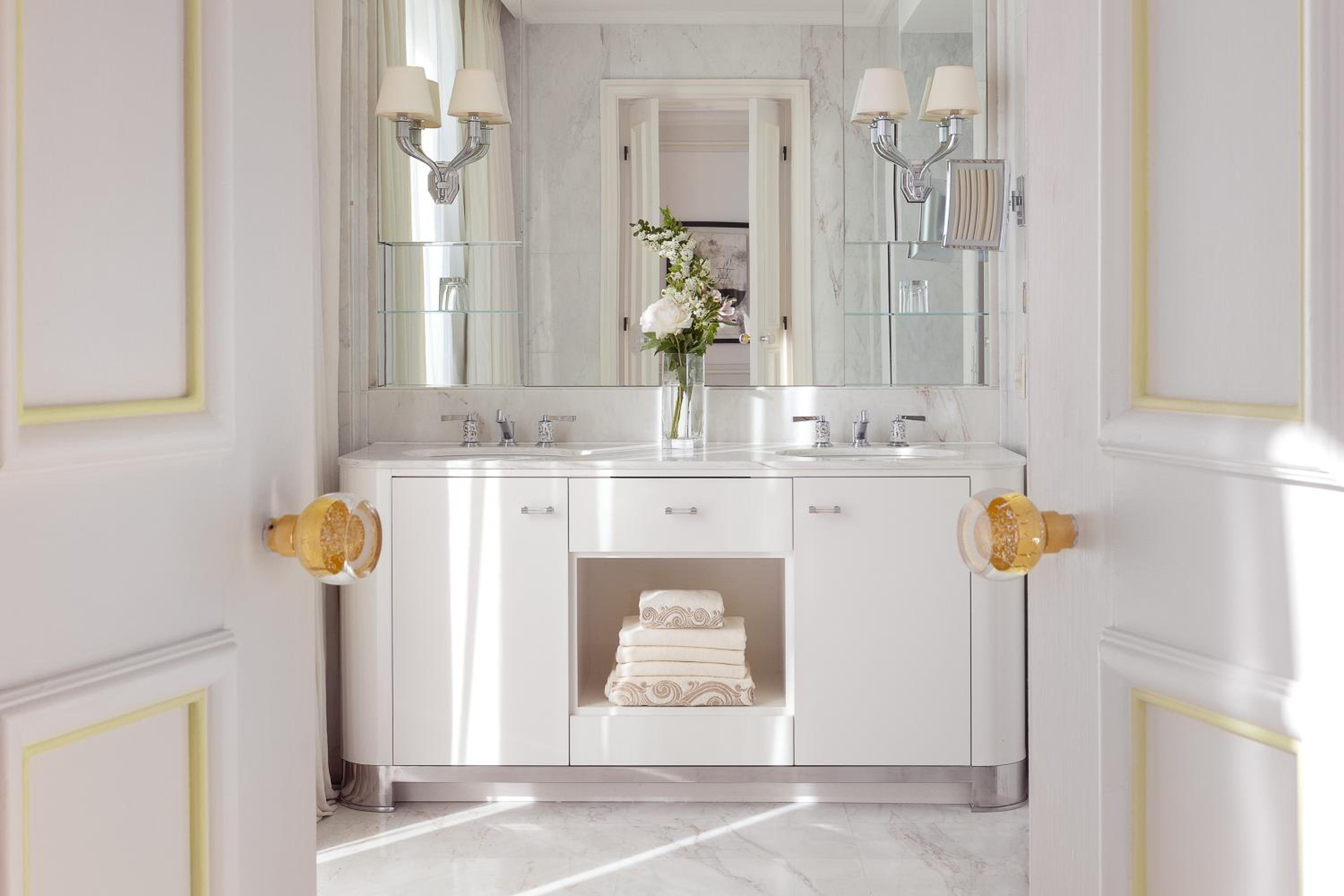 French Riviera Suite photo 3