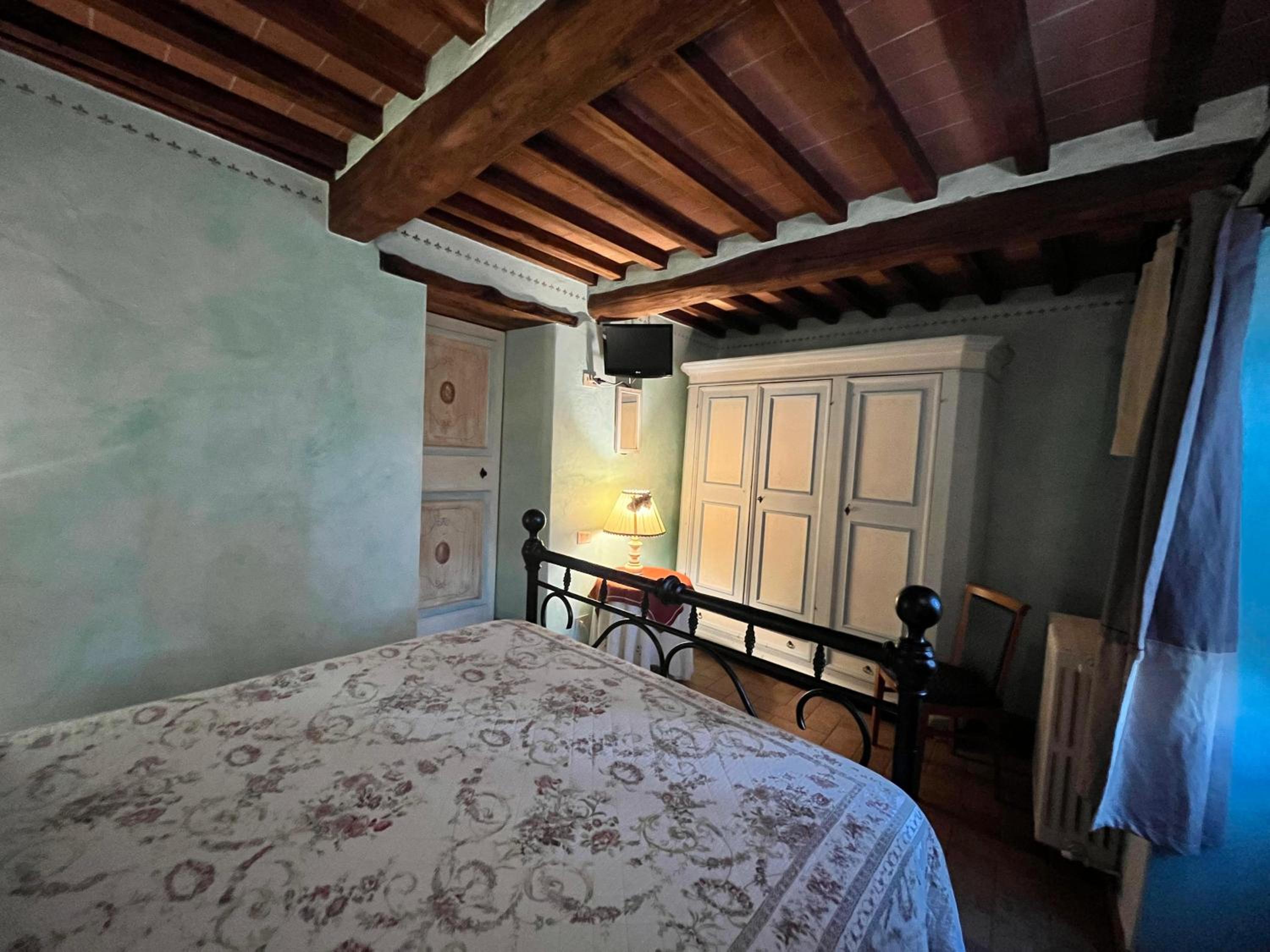 Deluxe Room (2 Adults + 1 Child) photo 2