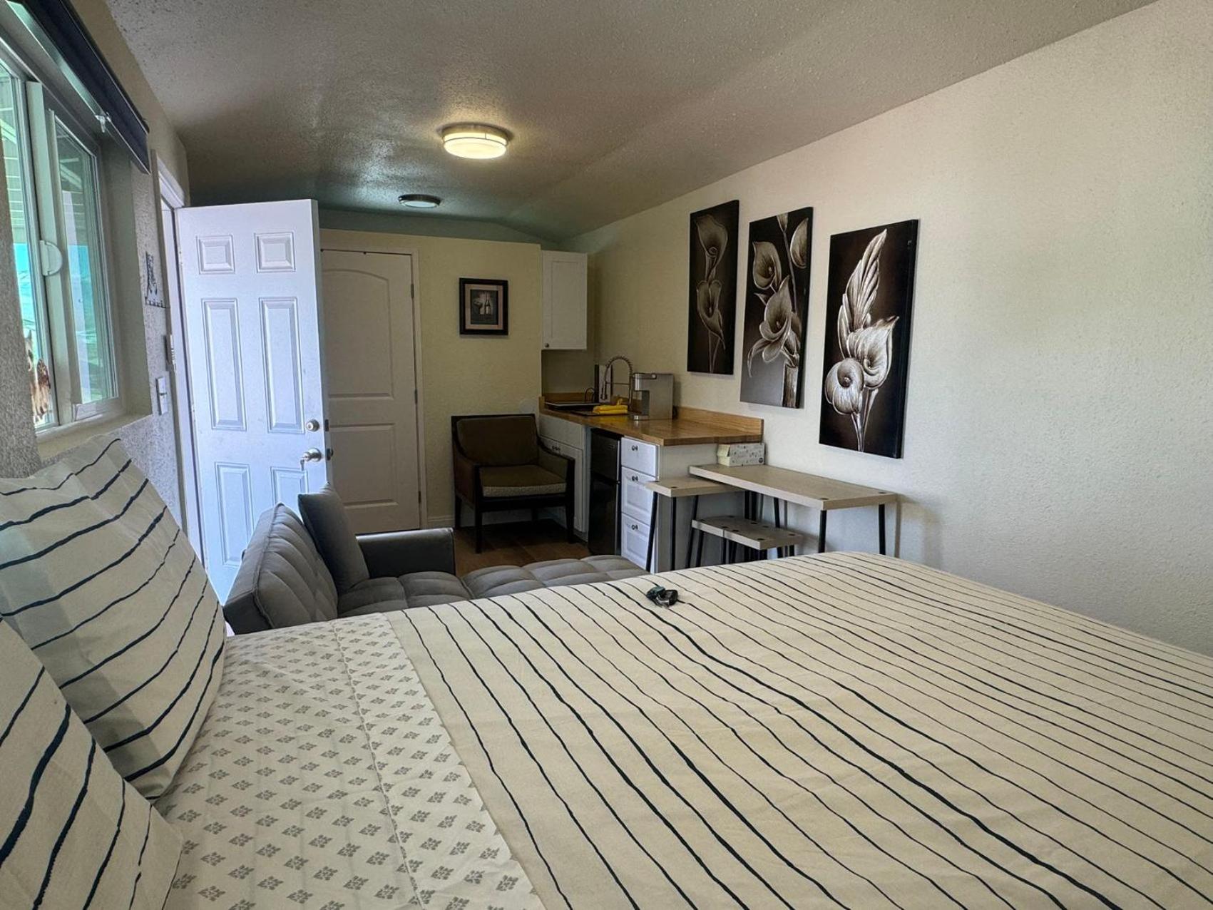 Double Room with Balcony photo 3