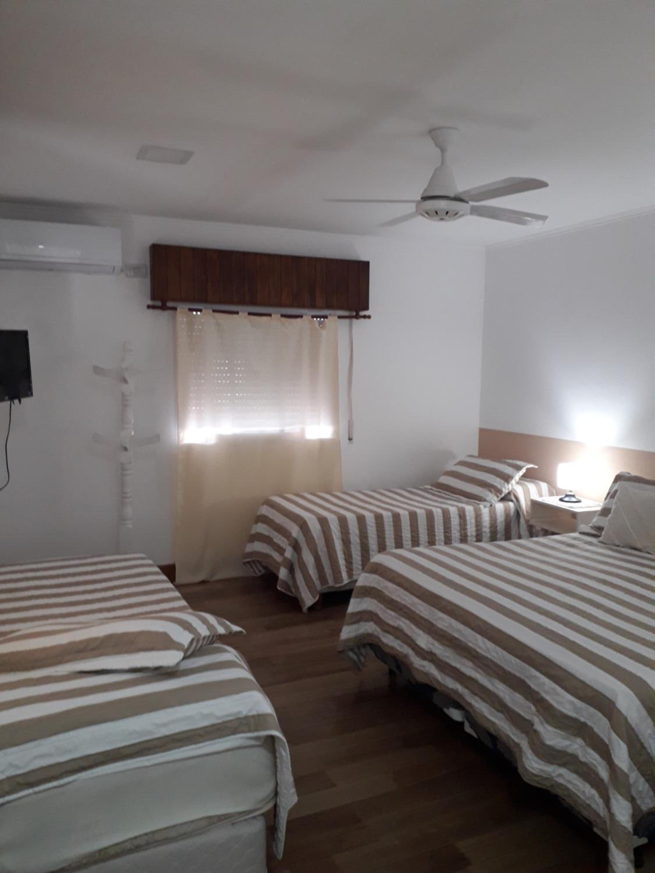 Quadruple Room with Private Bathroom