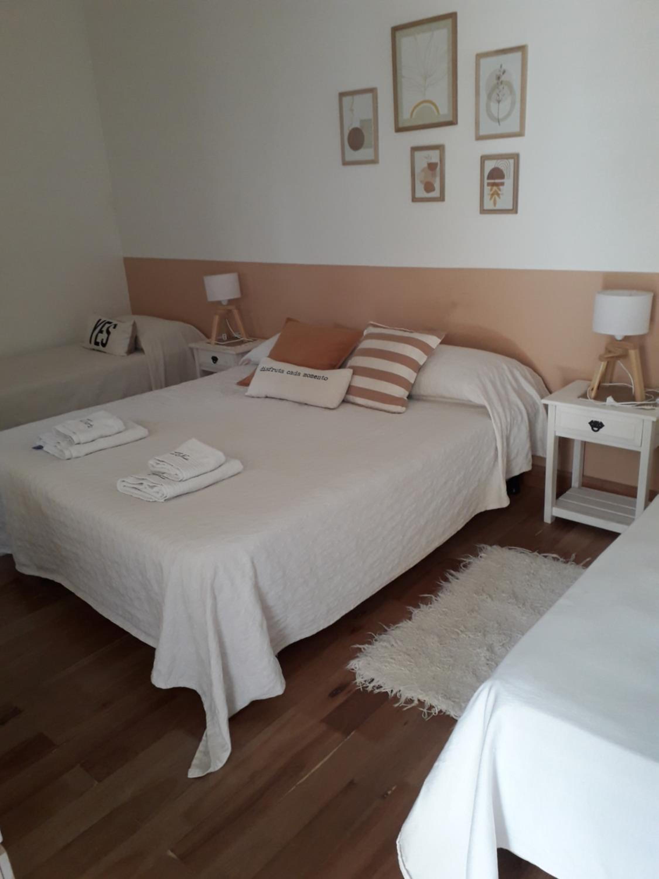 Quadruple Room with Private Bathroom