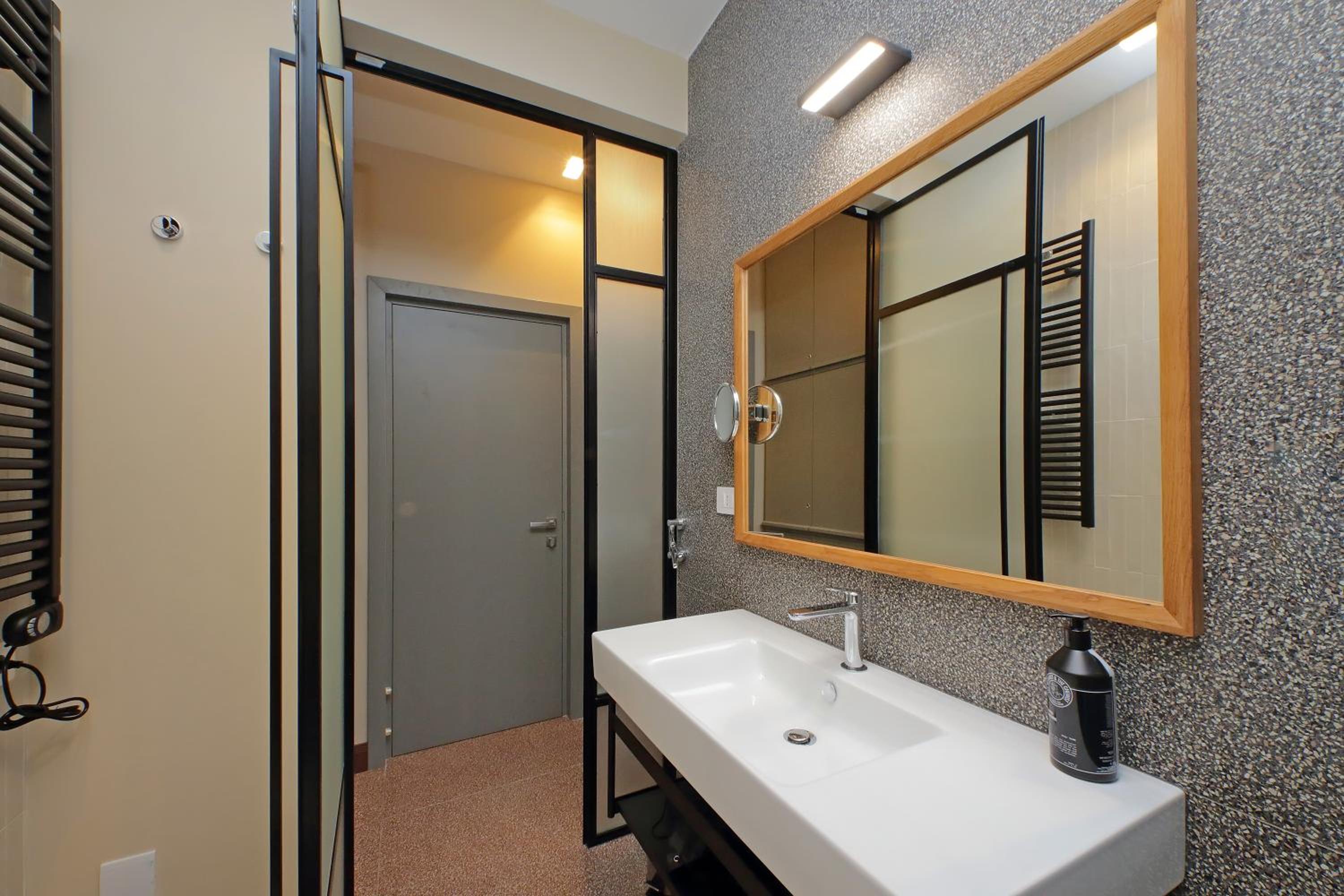 Deluxe Triple Room photo 2