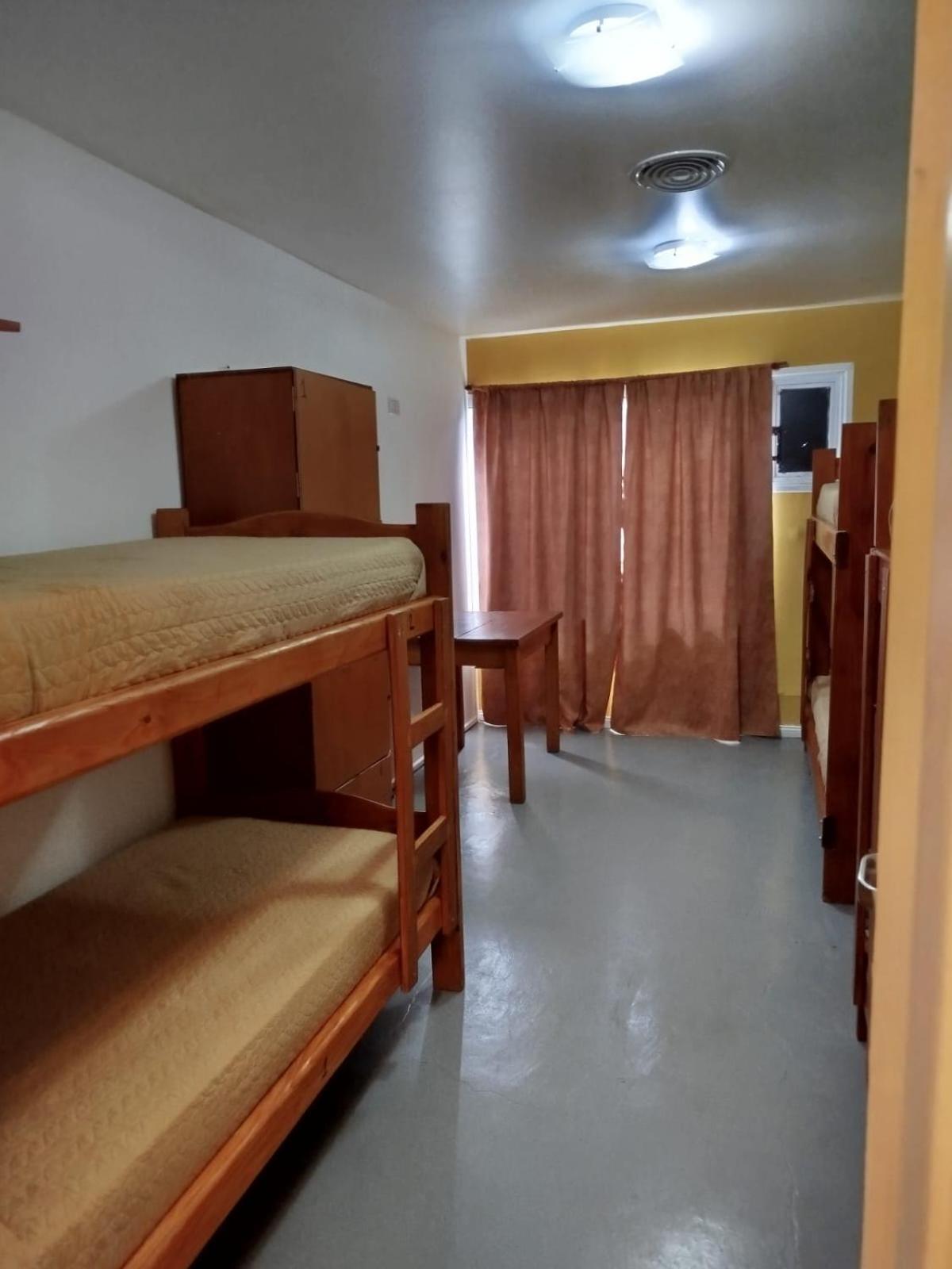 Bed in 6-Bed Mixed Dormitory Room photo 1