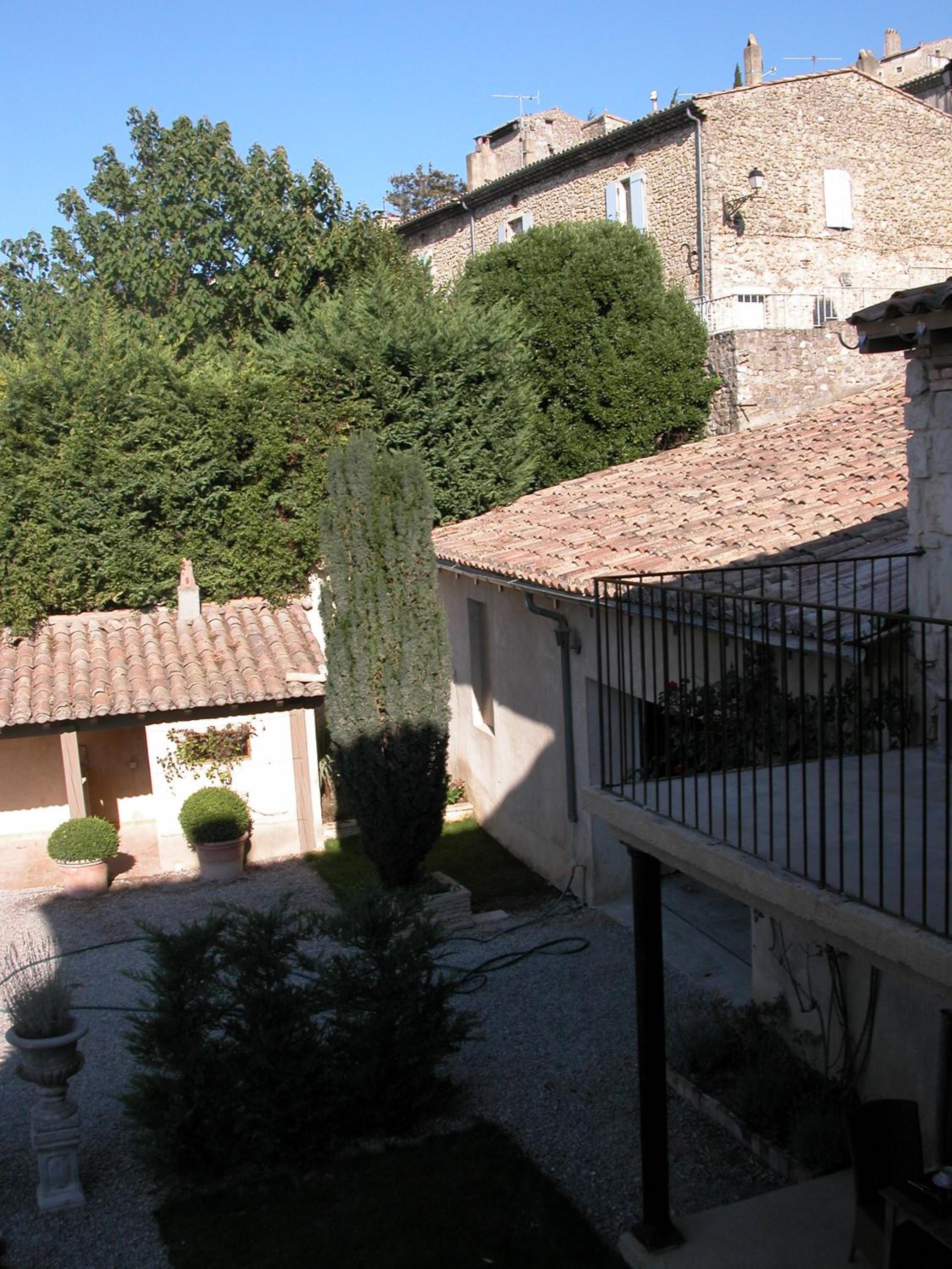 Small Double Room with Garden View photo 3