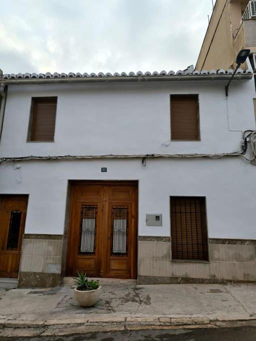 Four-Bedroom House photo 3