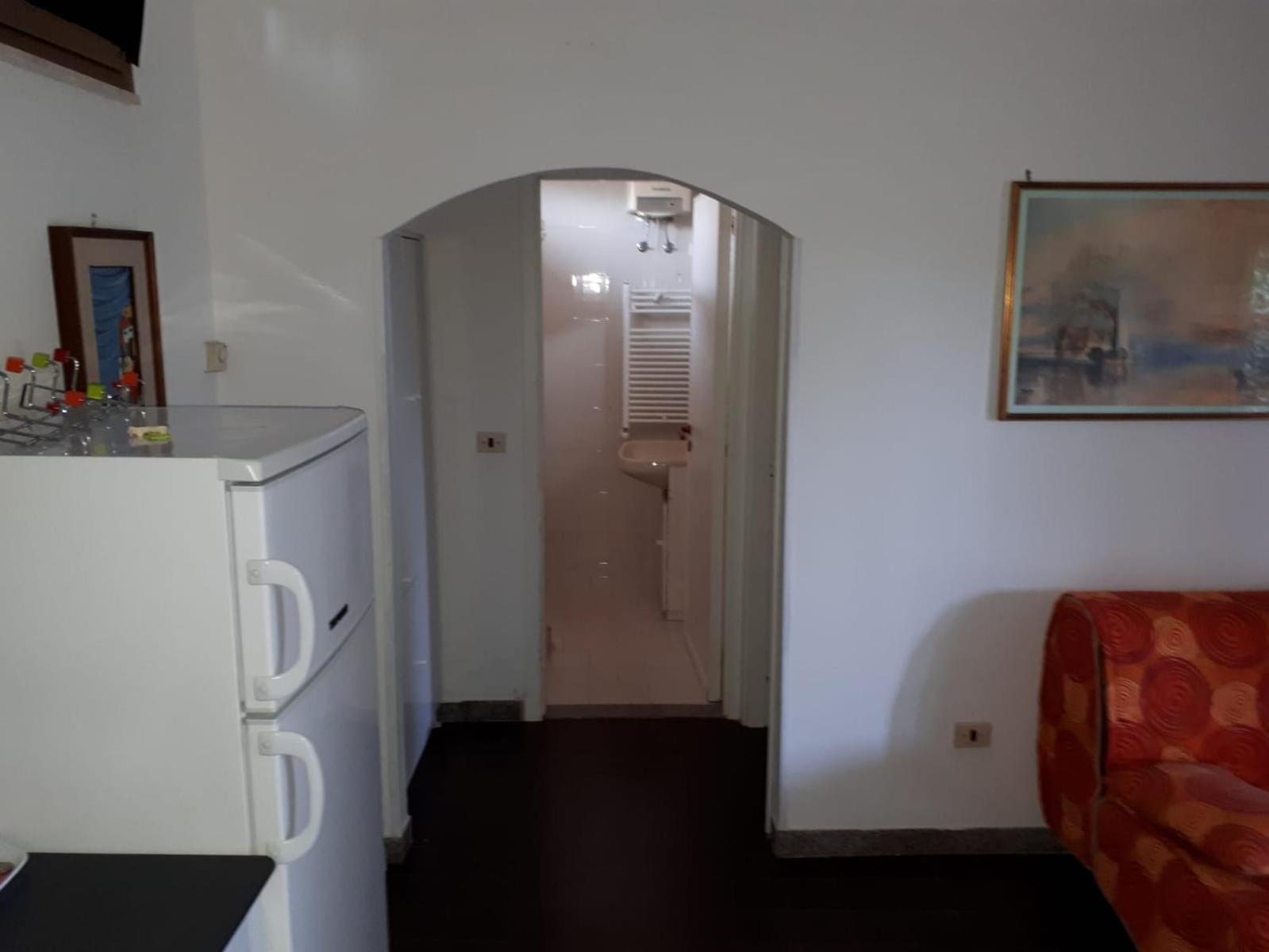 One-Bedroom House photo 1