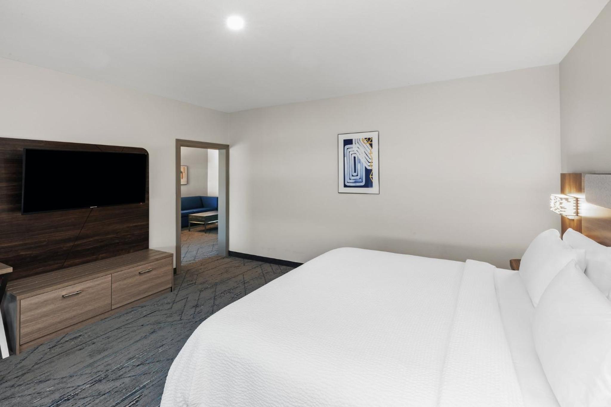 Family Suite - Photo 10