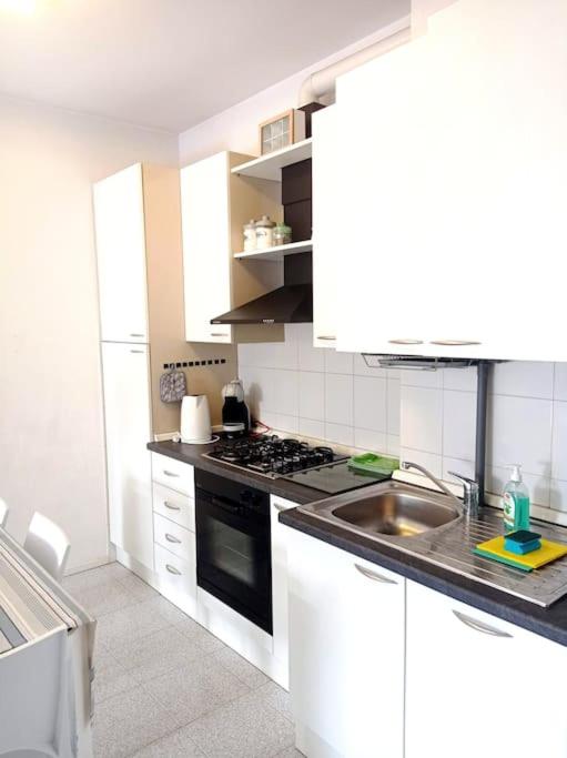 One-Bedroom House photo 2