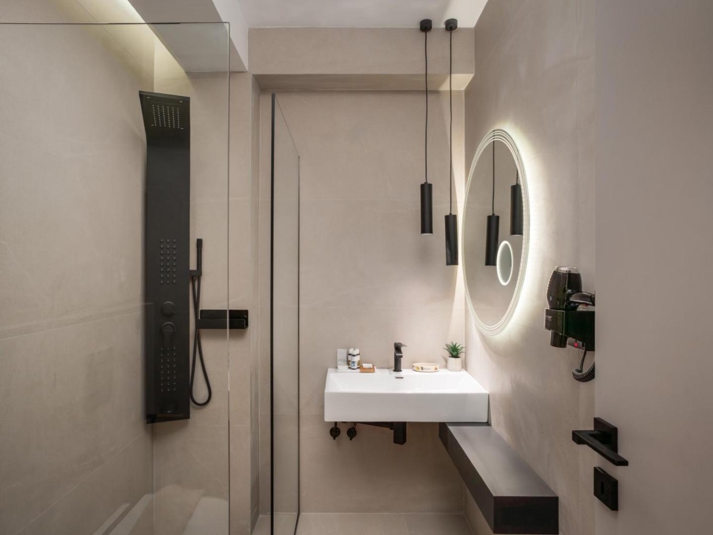 Superior Double Room - Photo 3