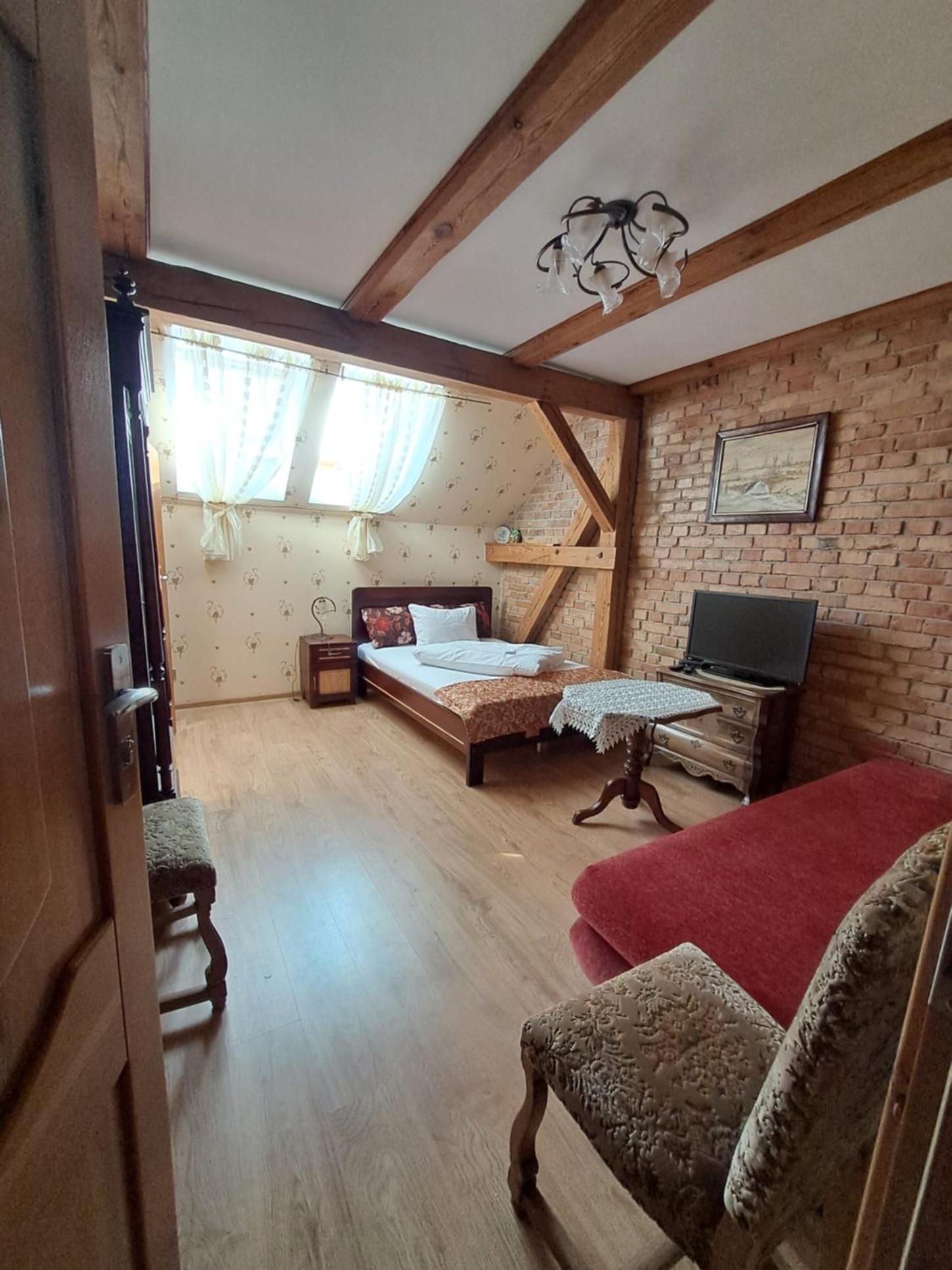 Large Double Room photo 1