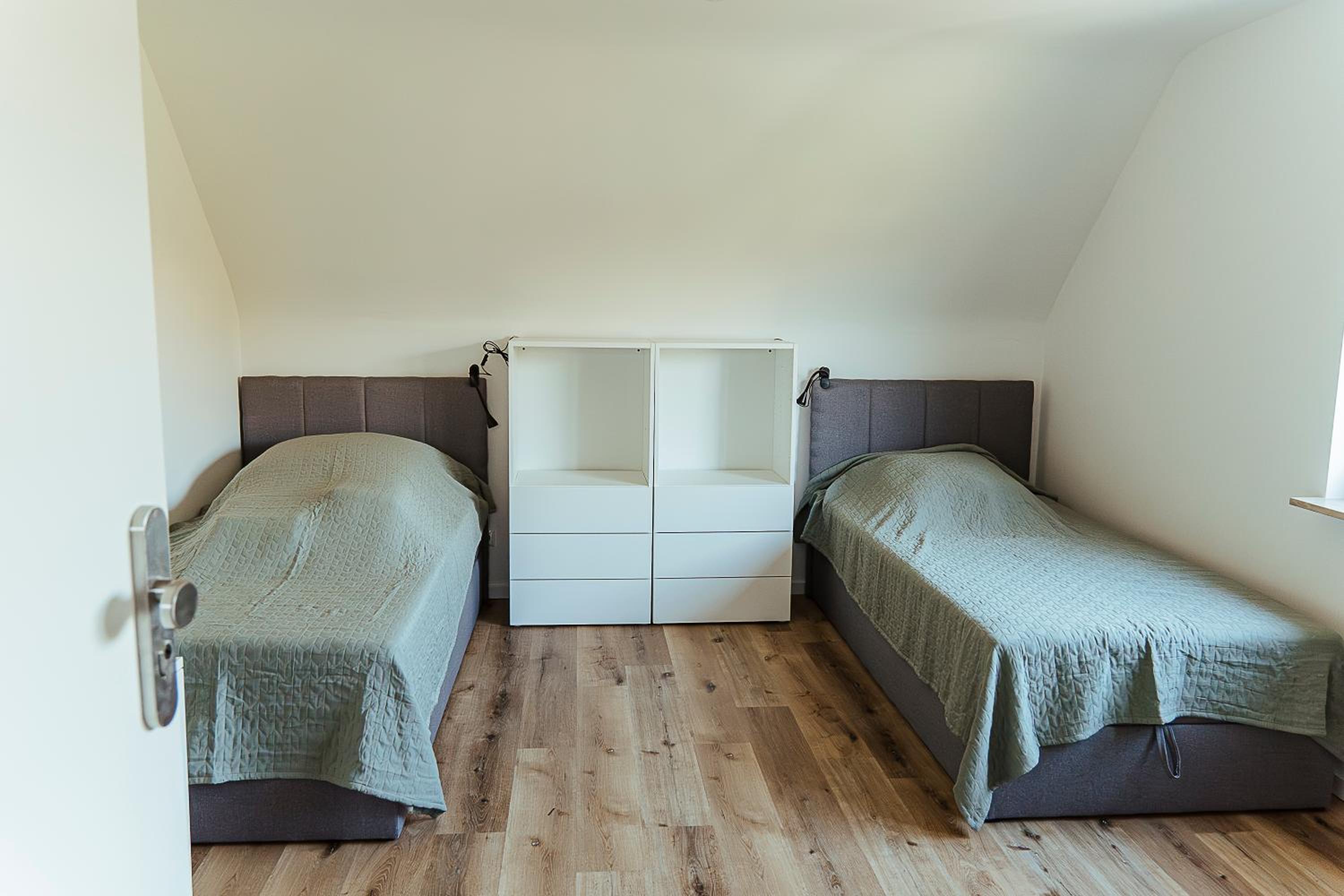 Budget Twin Room photo 3