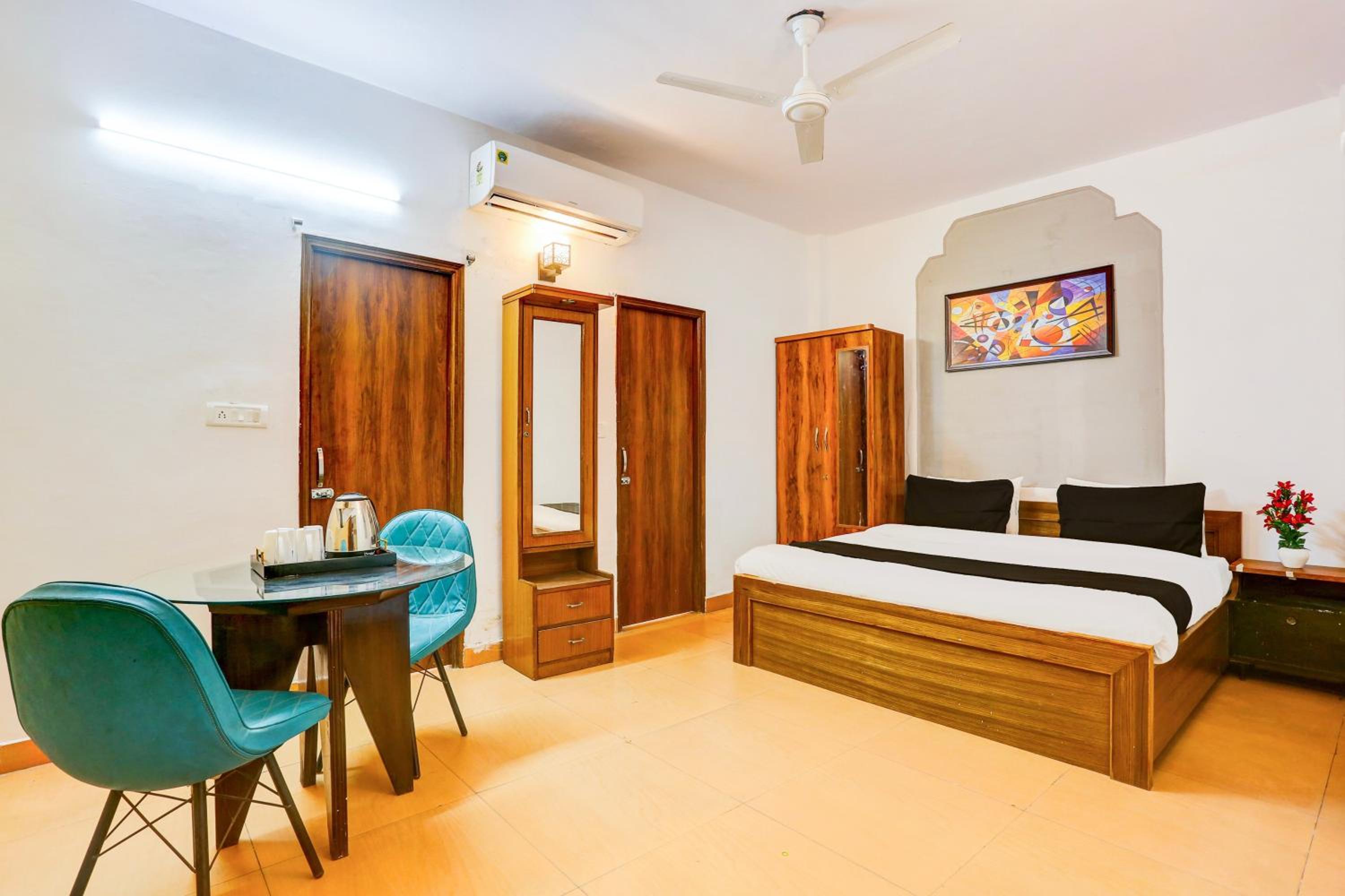 Classic Triple Room