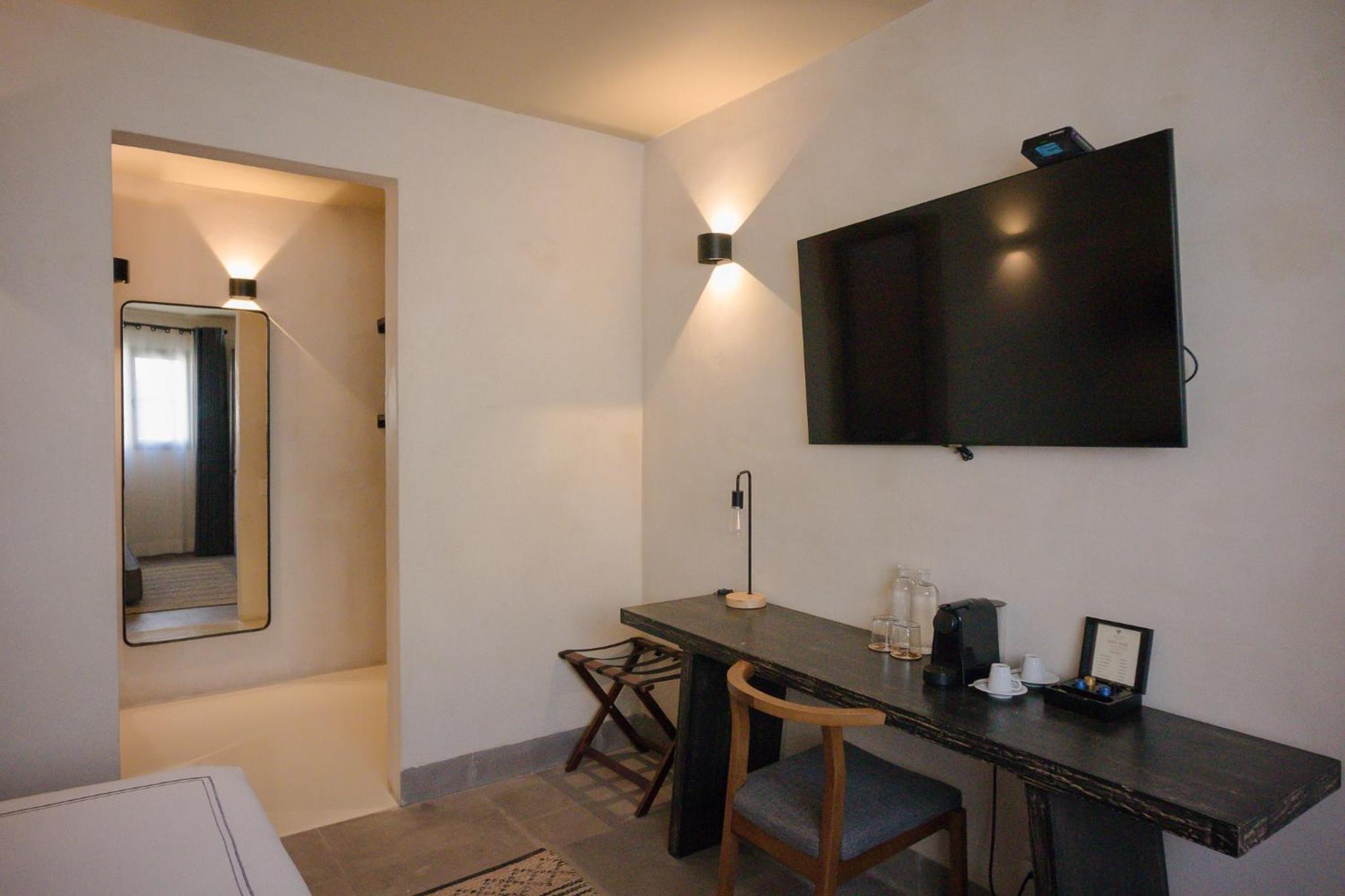 Junior Suite - Photo 7