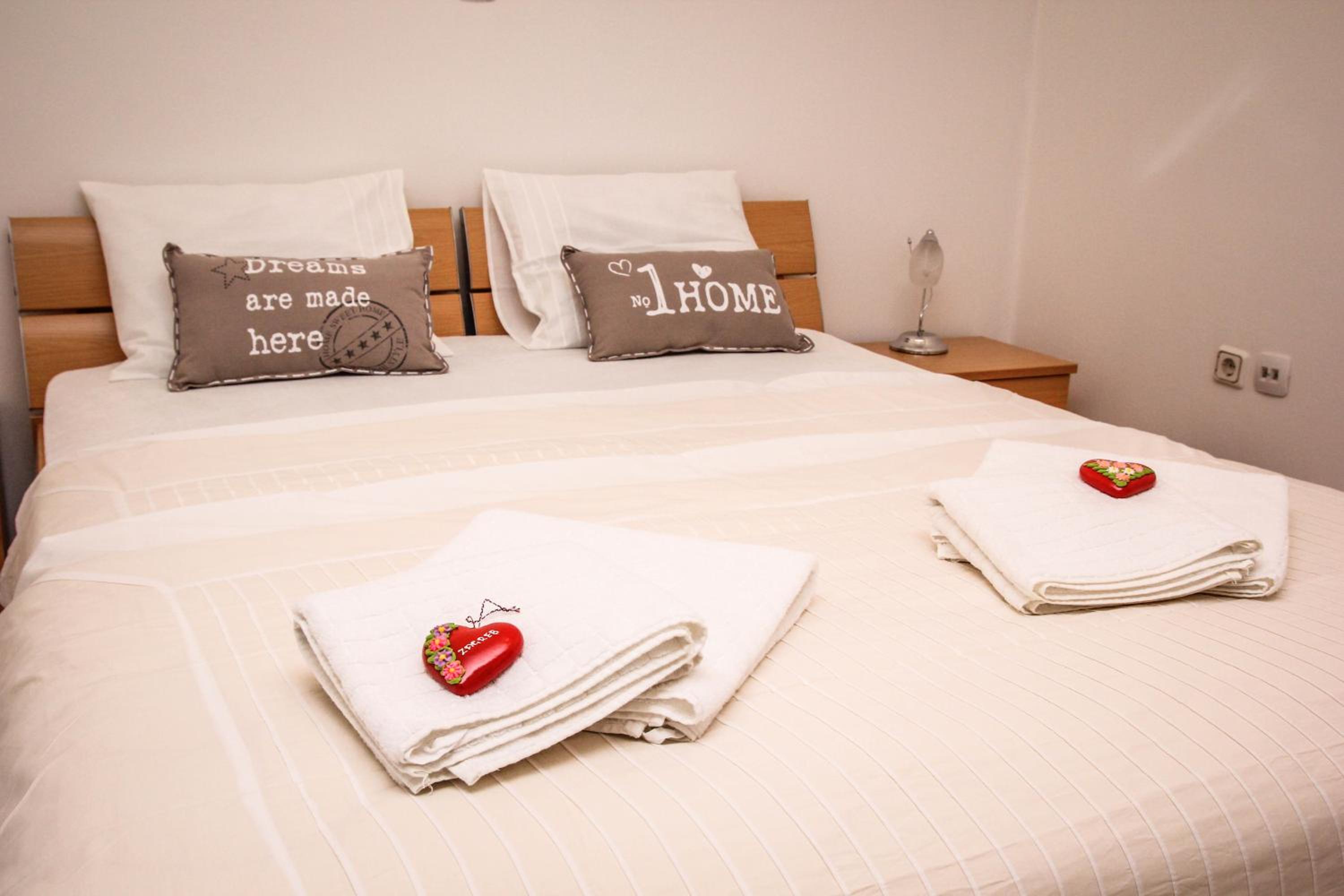 Quadruple Room with Private External Bathroom - Photo 7