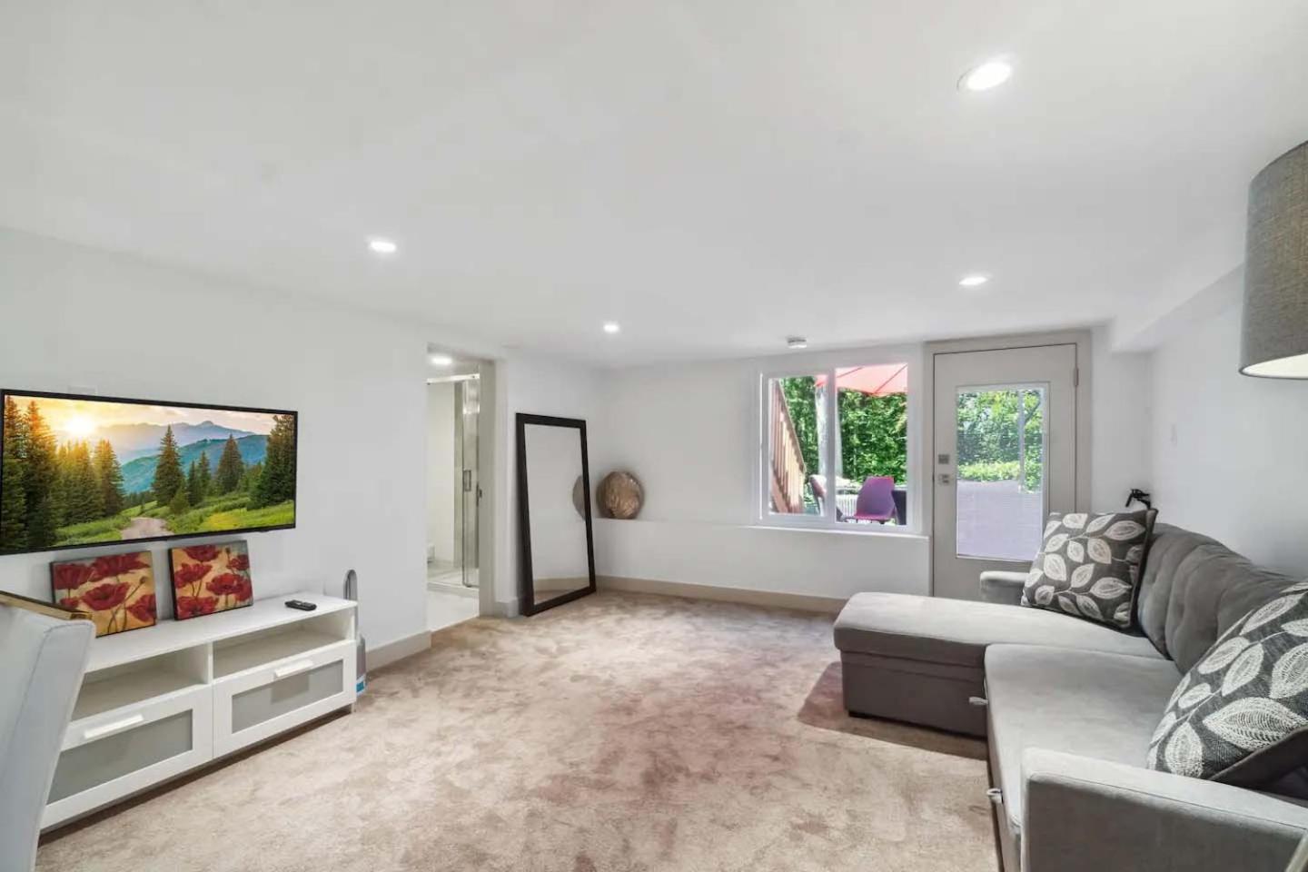 One-Bedroom House photo 2