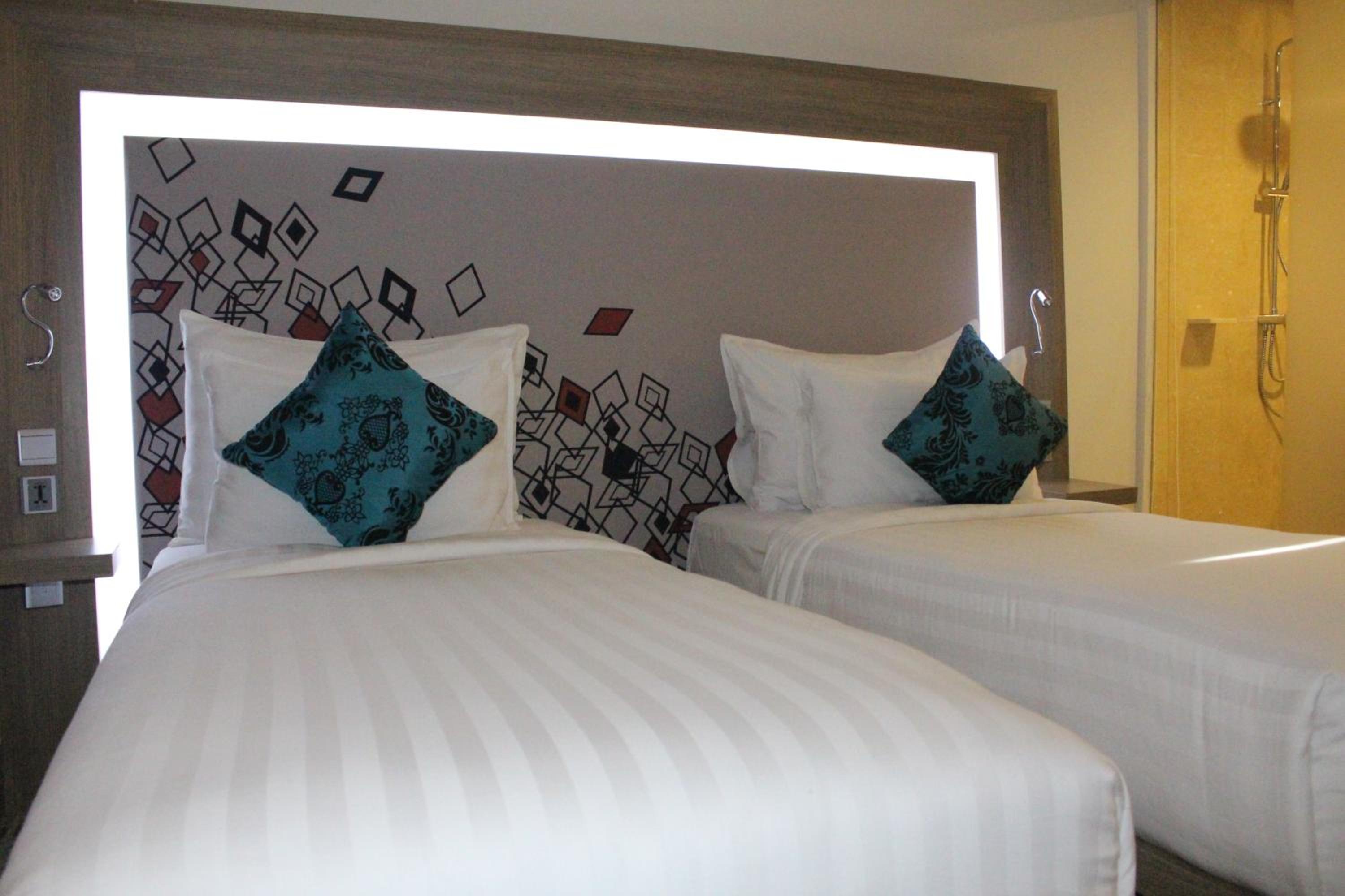 Deluxe Twin Room photo 2