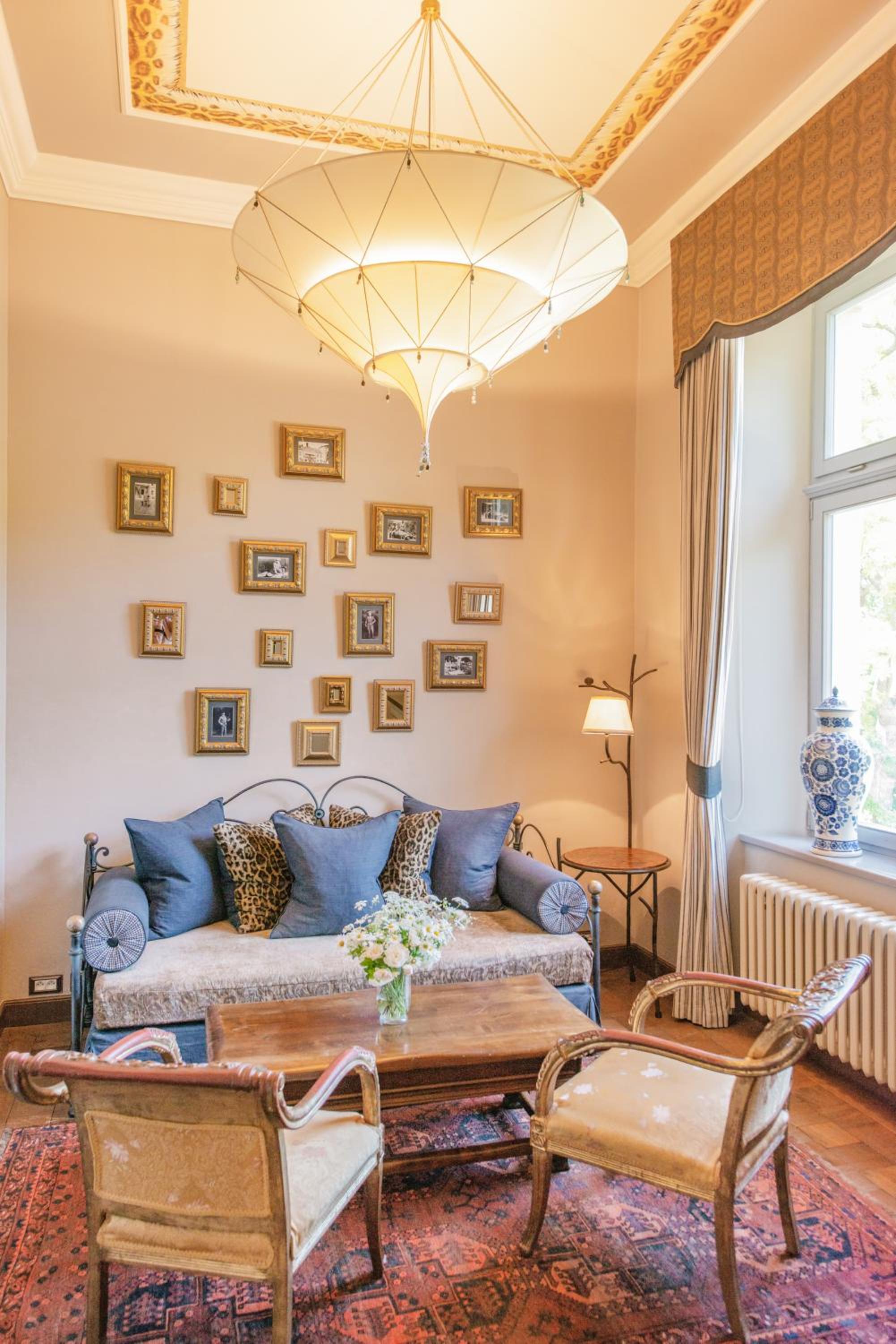 Luxury Suite - Photo 4