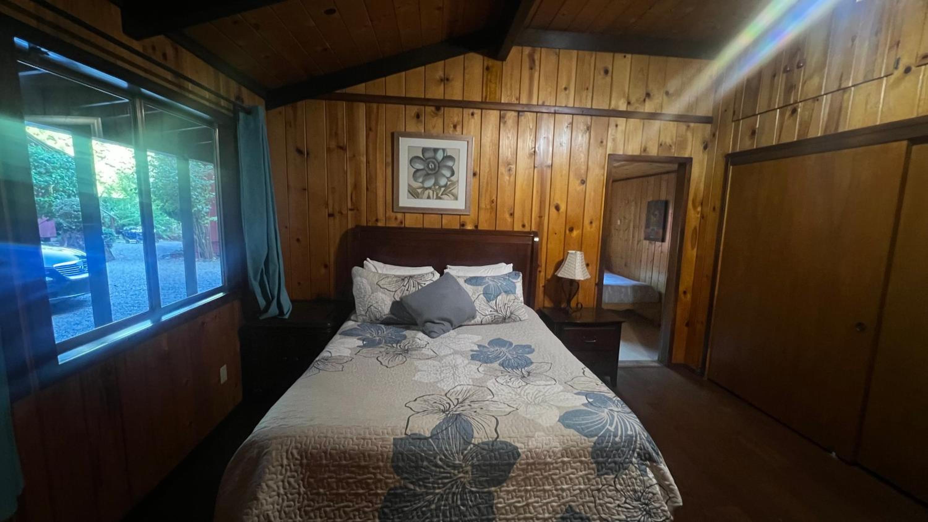 Two-Bedroom House (Cabin 14)