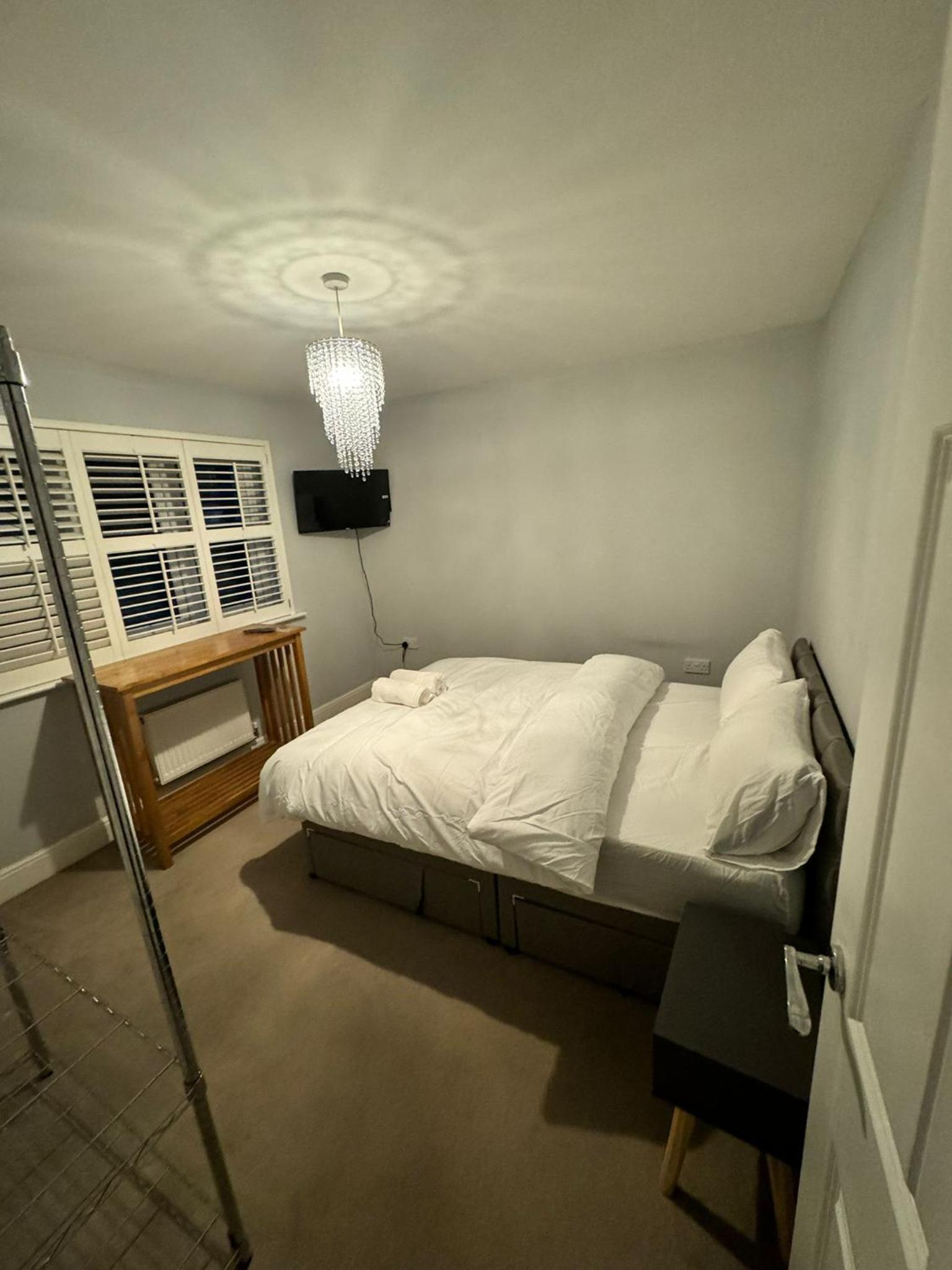 Four-Bedroom House photo 2