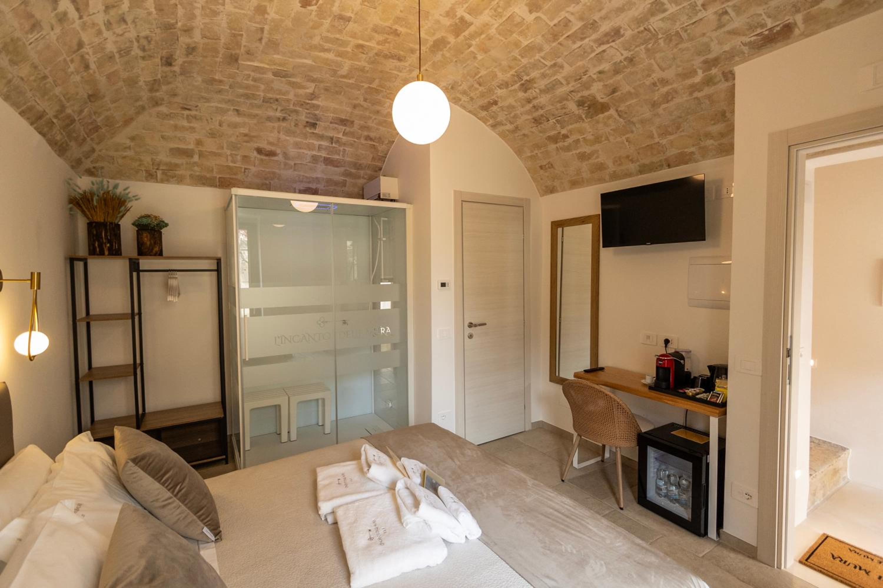 King Room with Balcony