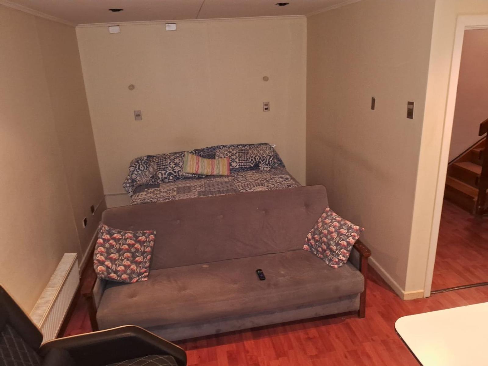 Family Room With Bathroom photo 1