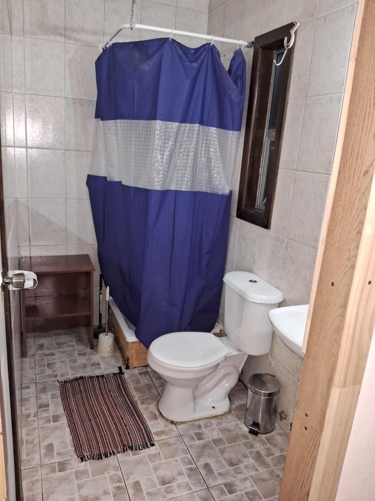 Family Room With Bathroom photo 3