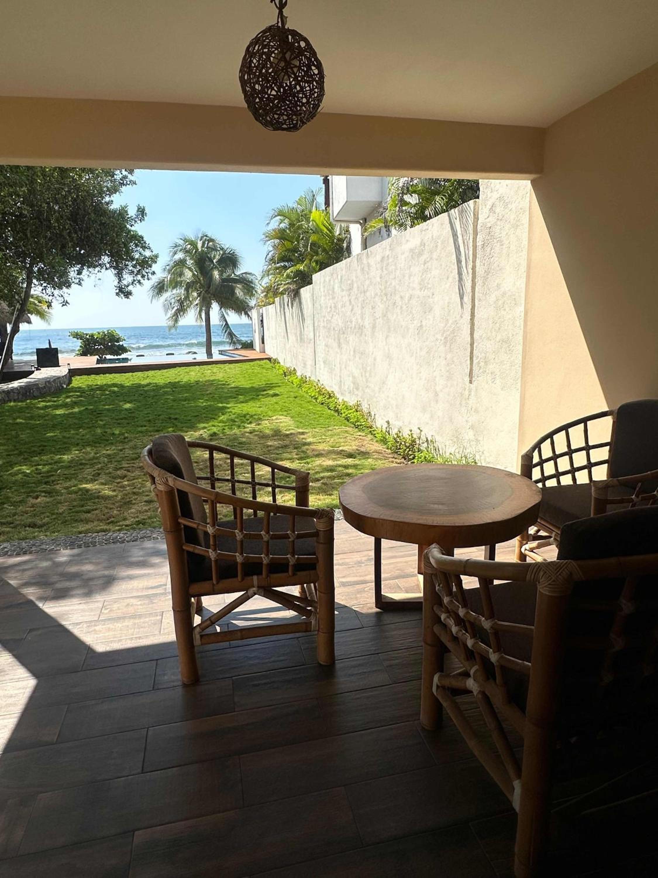 Villa photo 3