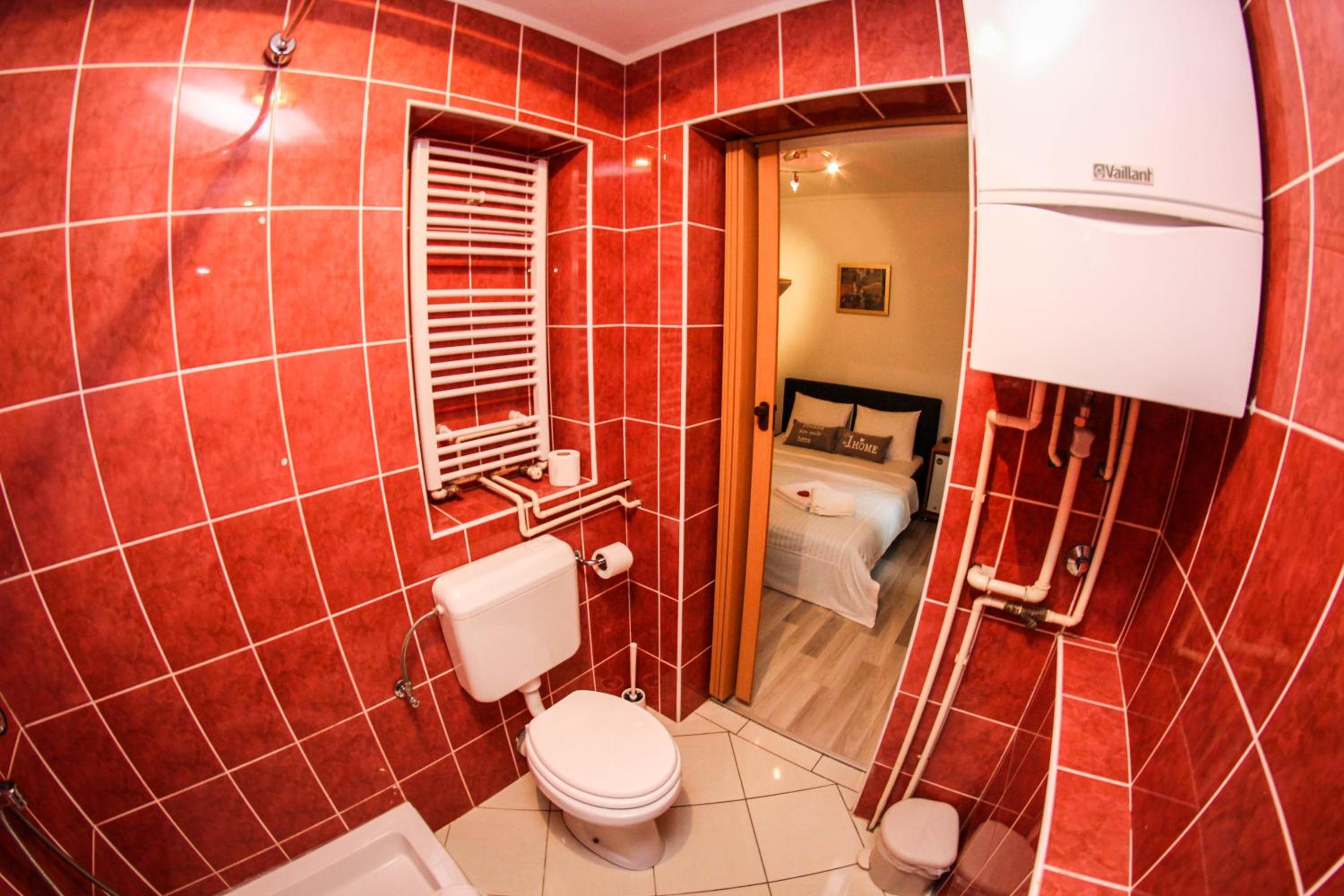 Standard Double Room - Photo 8