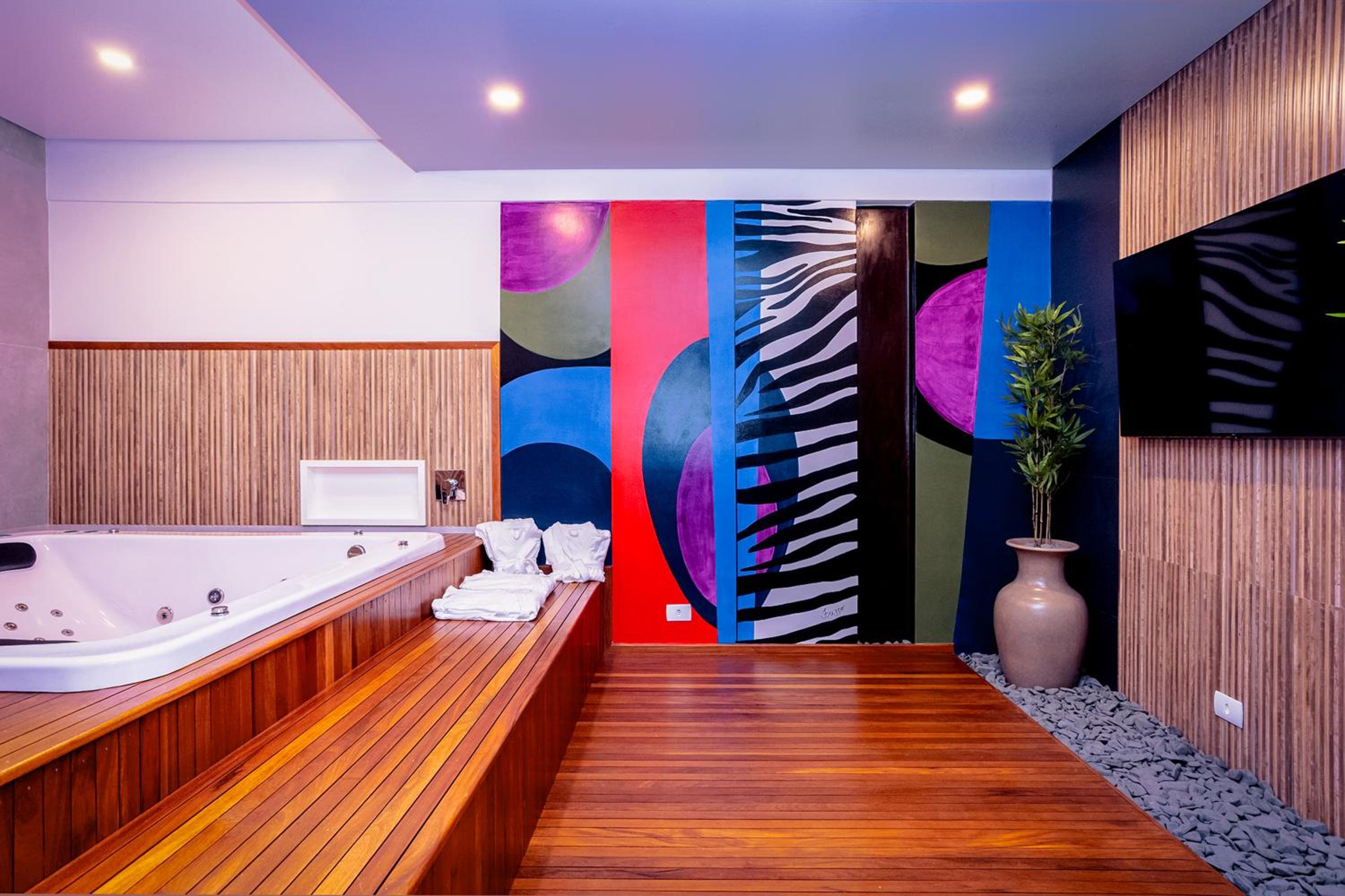 Suite Celebration com 2 Quartos e Hidromassagem photo 2