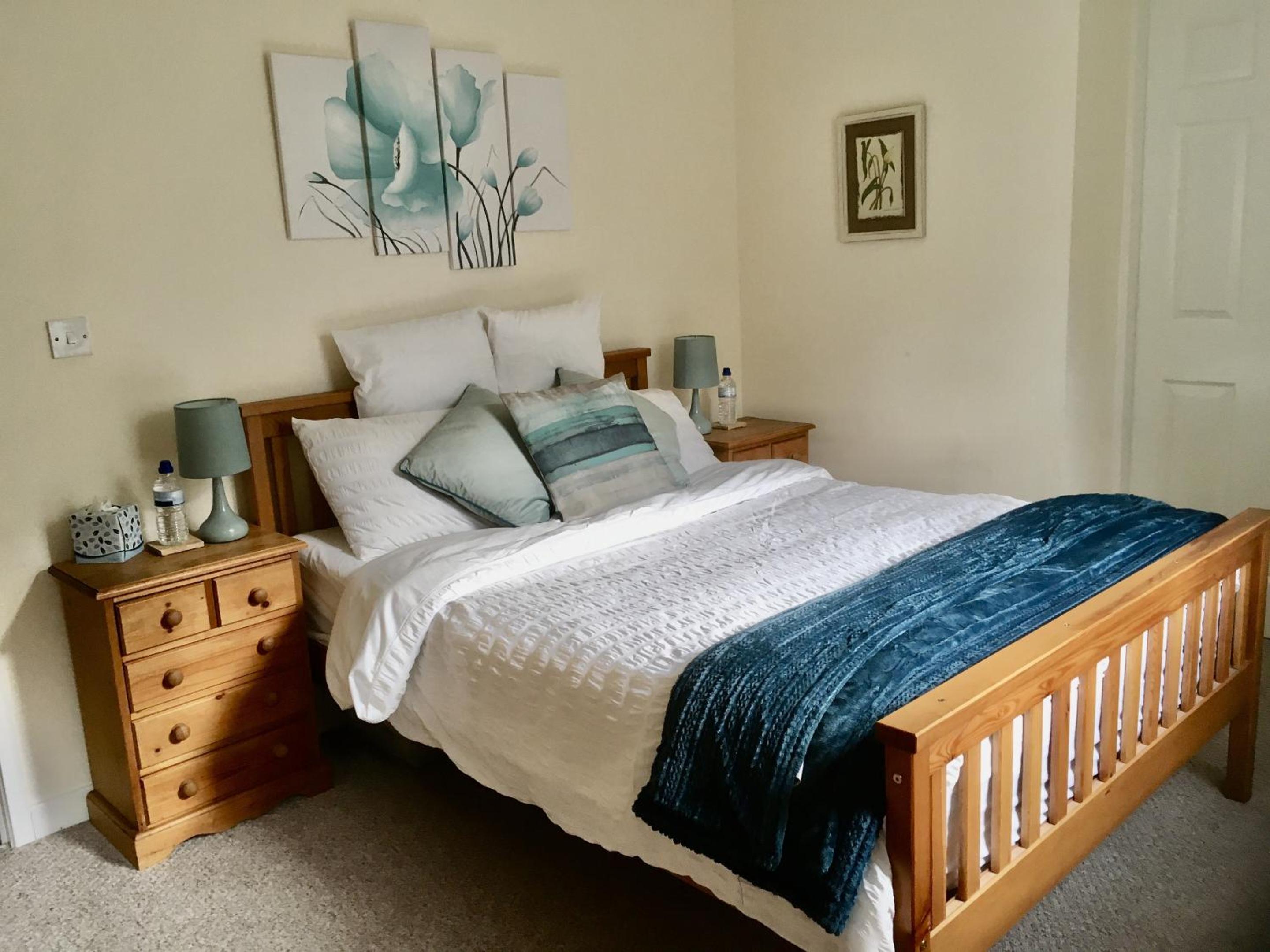 Deluxe One-Bedroom Apartment with Garden View