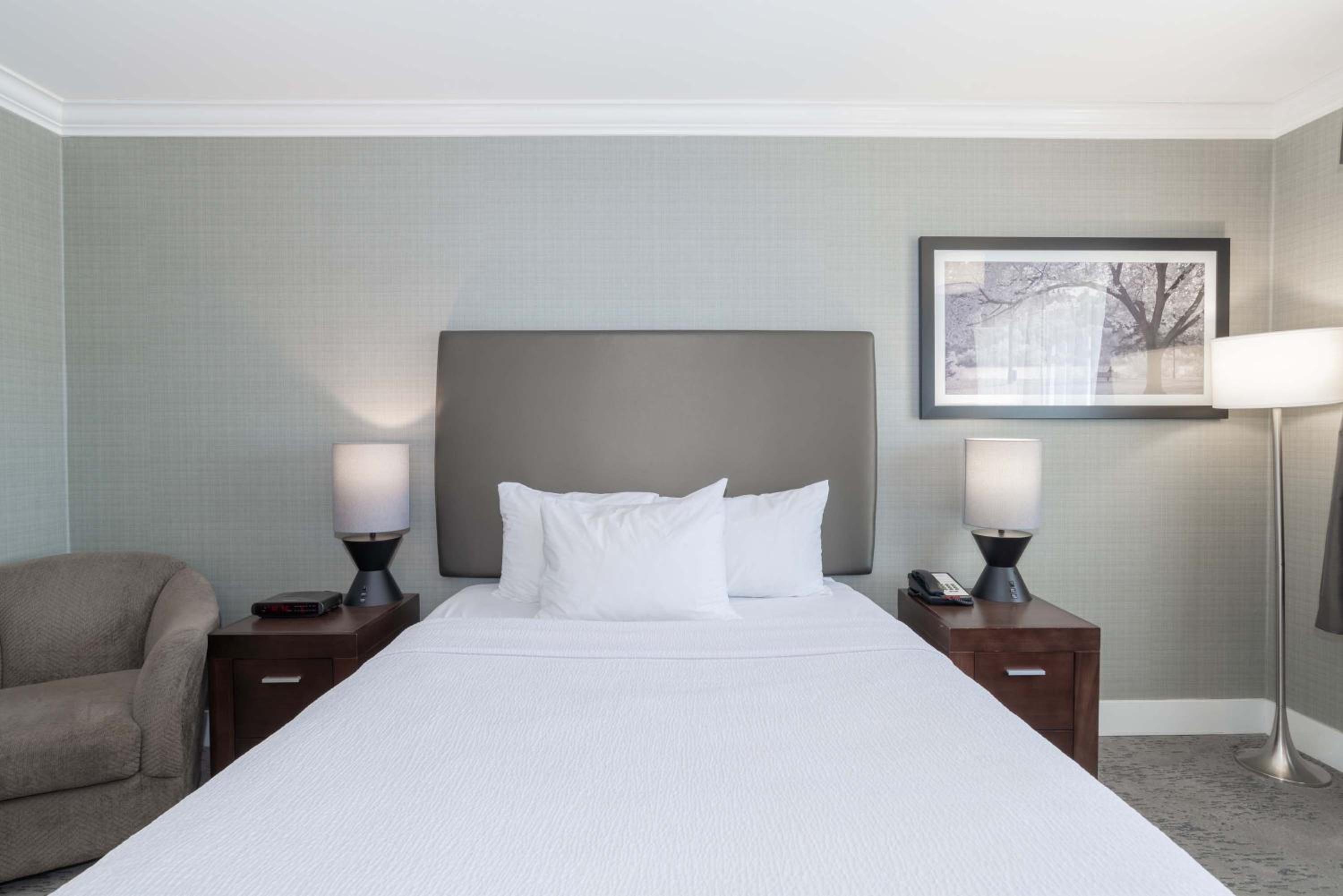Accessible Room, 1 Queen Bed - Photo 2