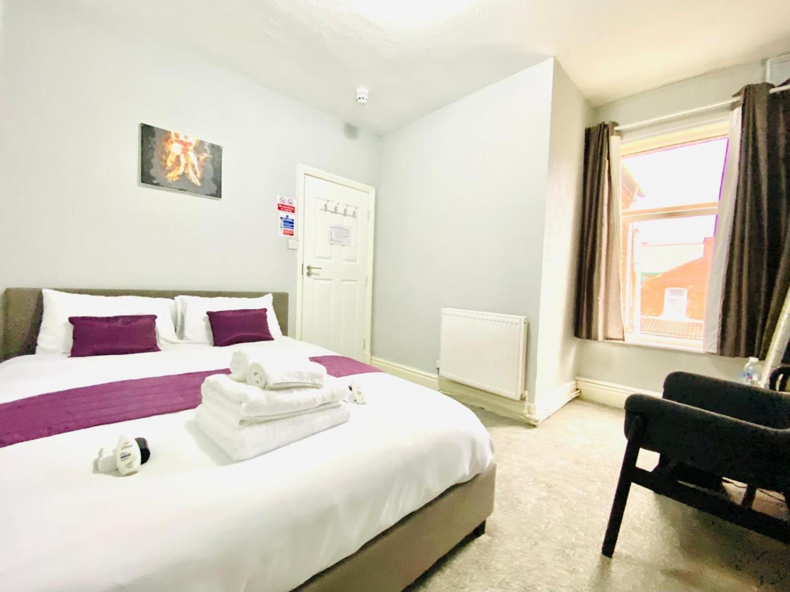 Deluxe Double Room With Shower